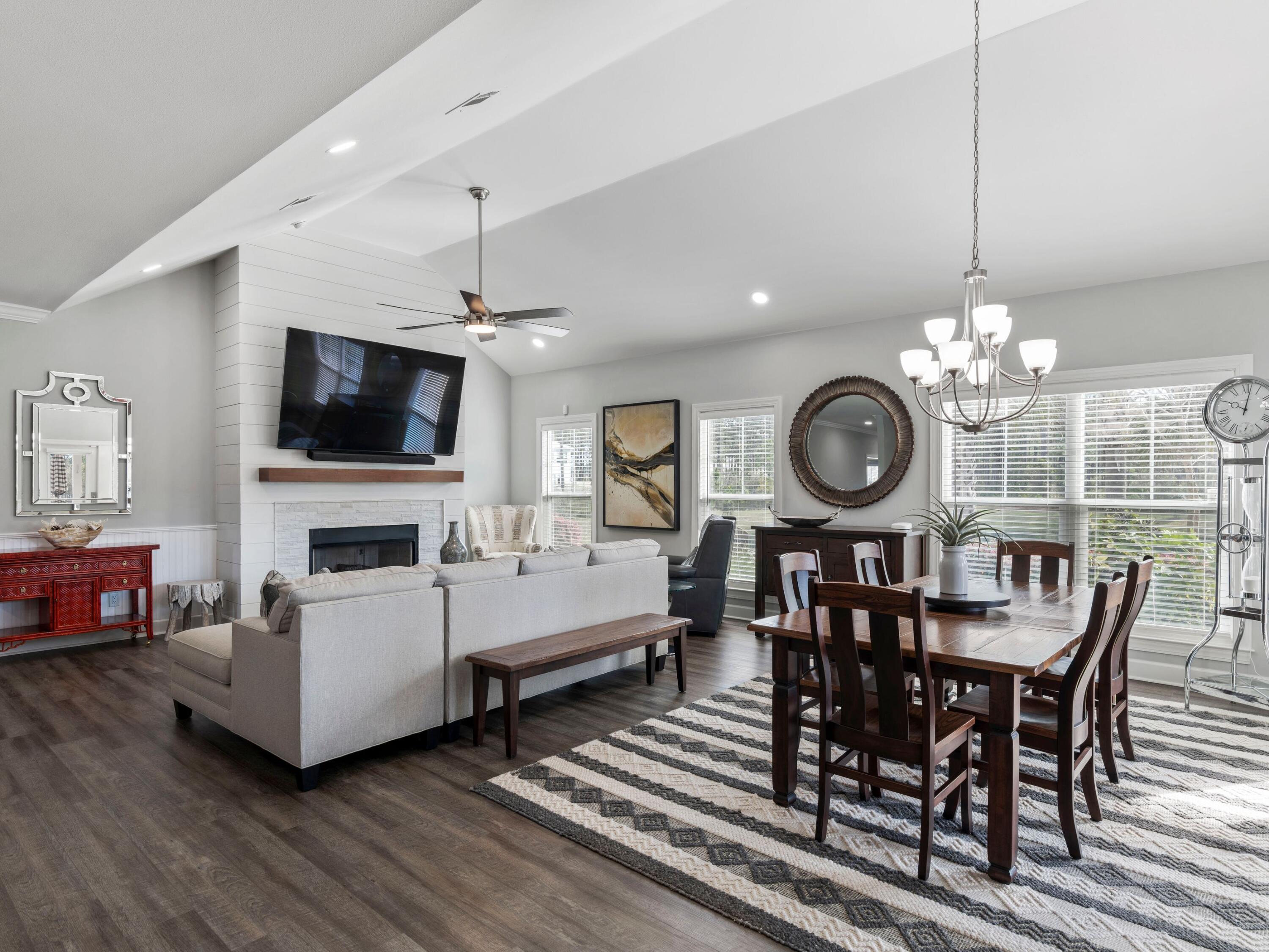 179 Lake Park Cove