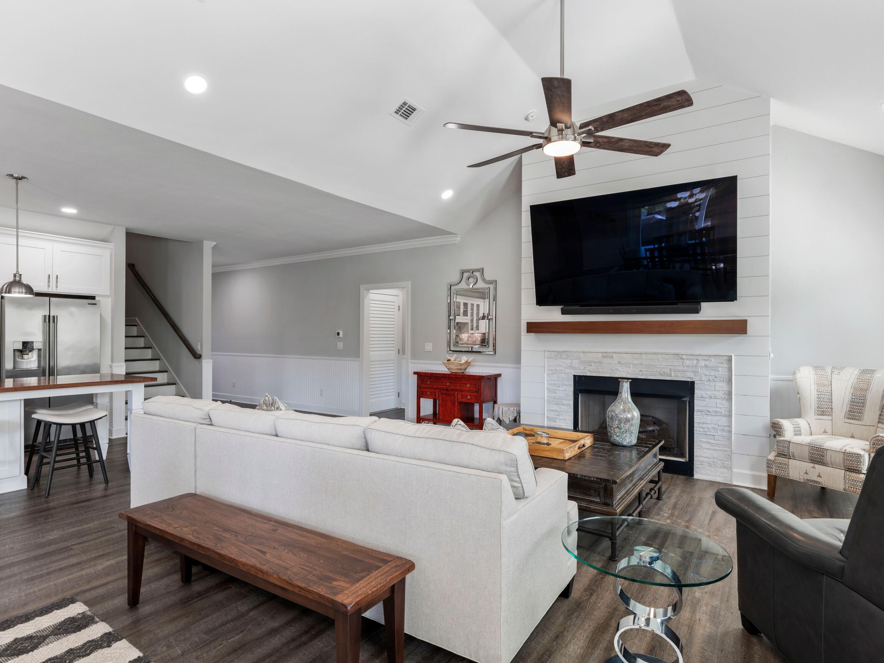 179 Lake Park Cove