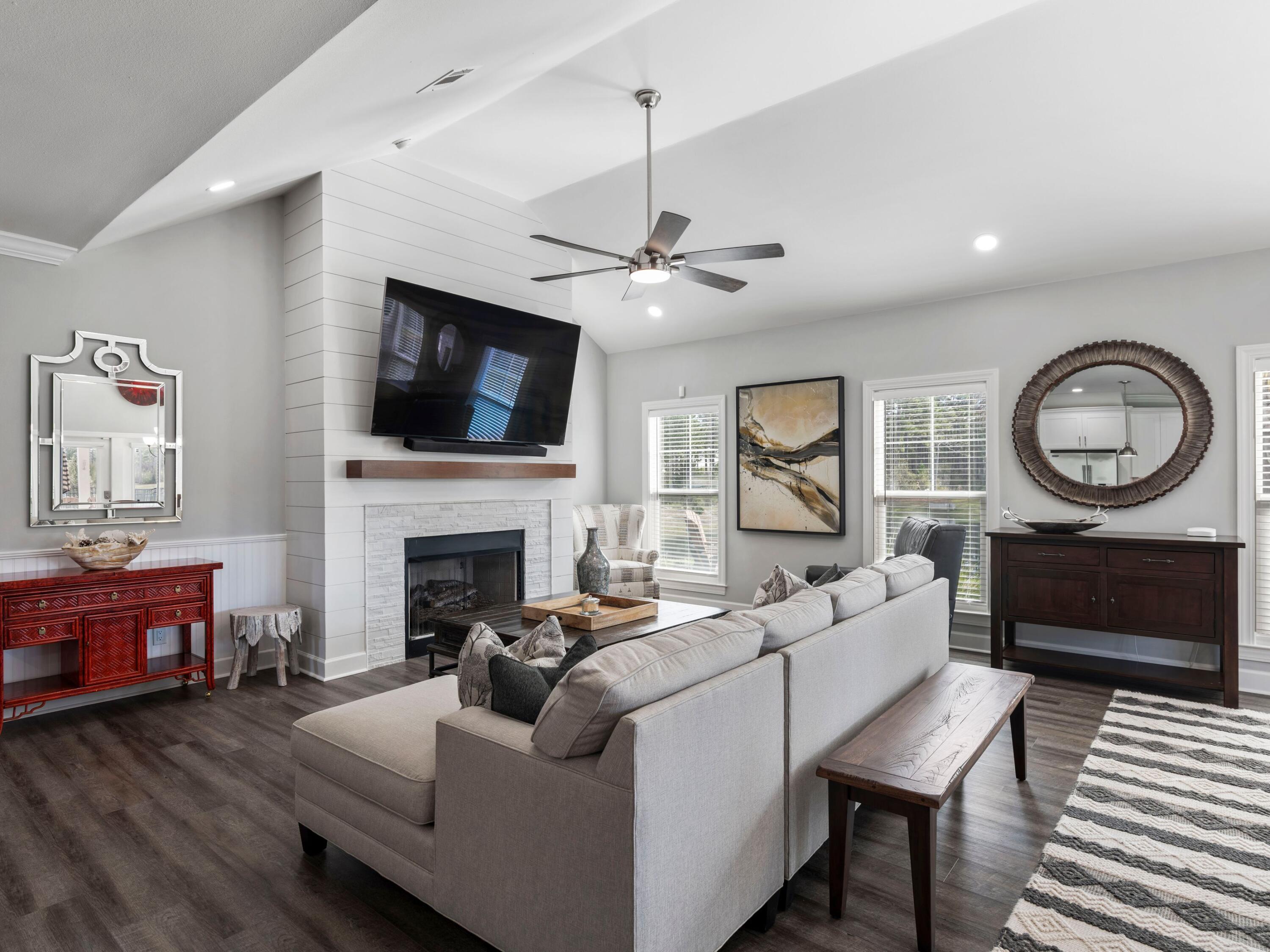 179 Lake Park Cove