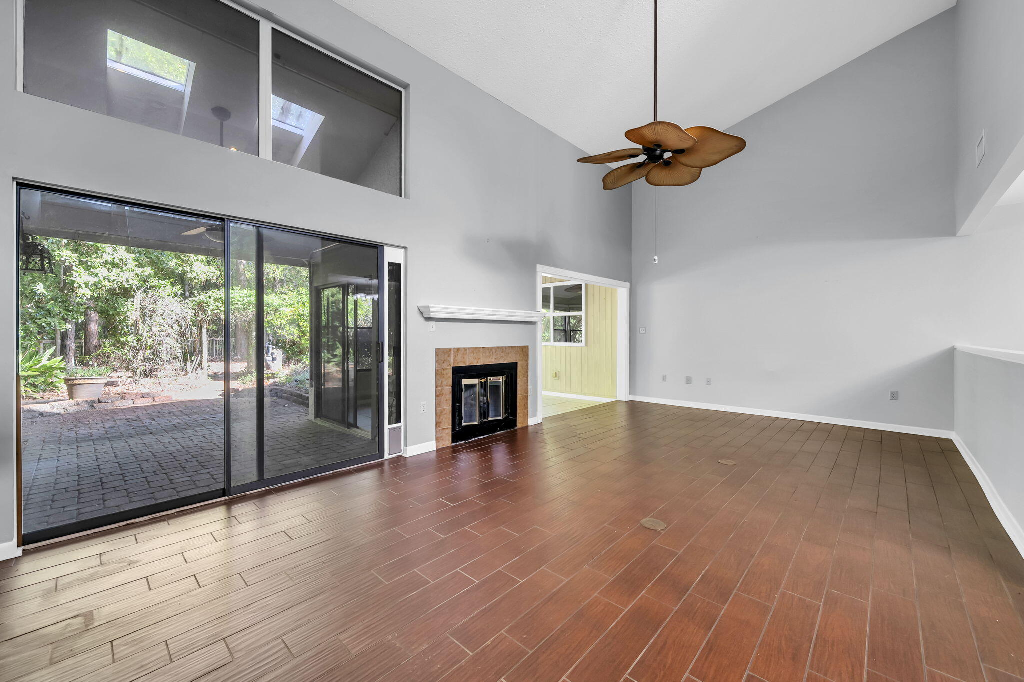 129 Gleneagles Drive