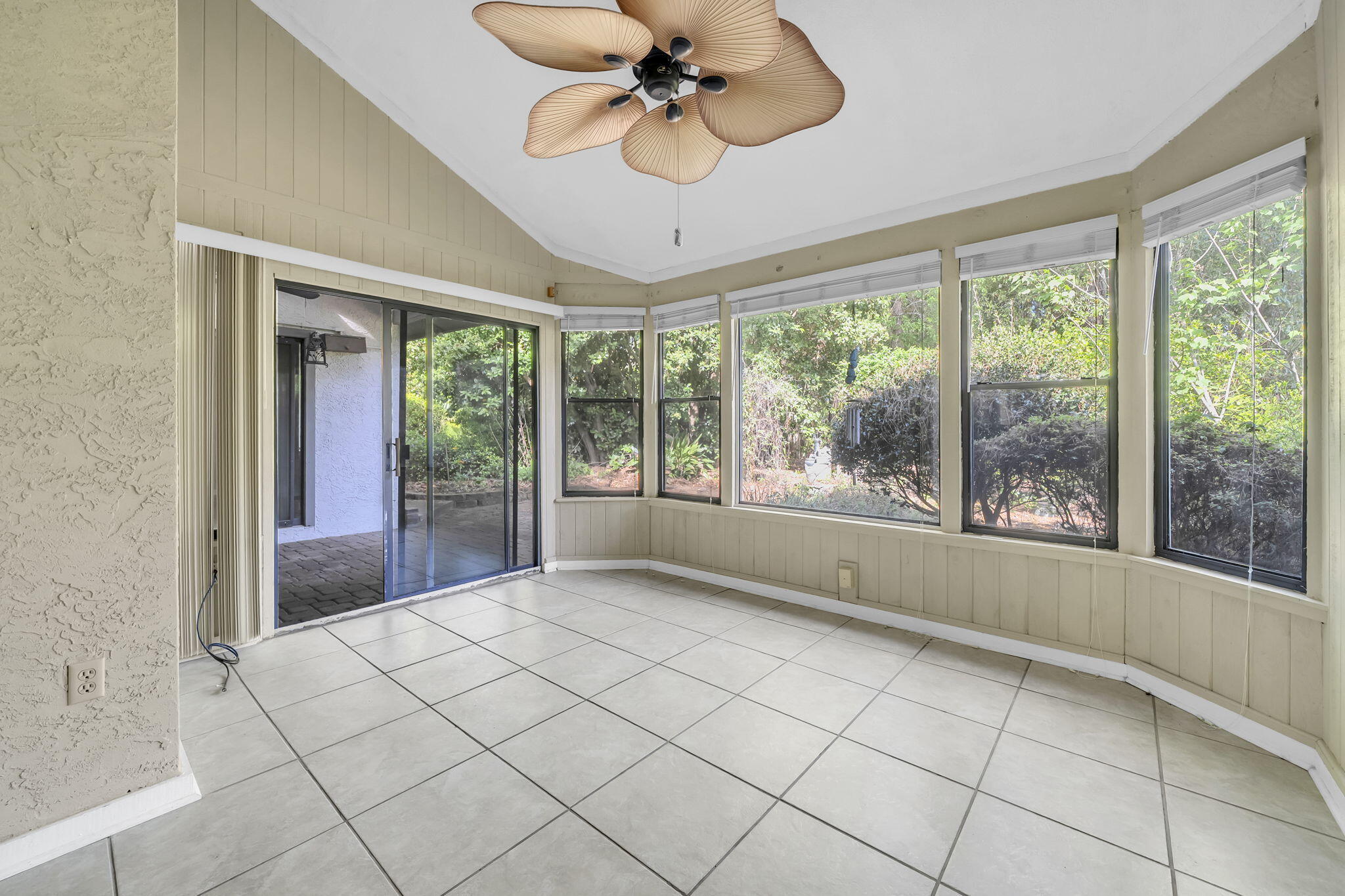 129 Gleneagles Drive