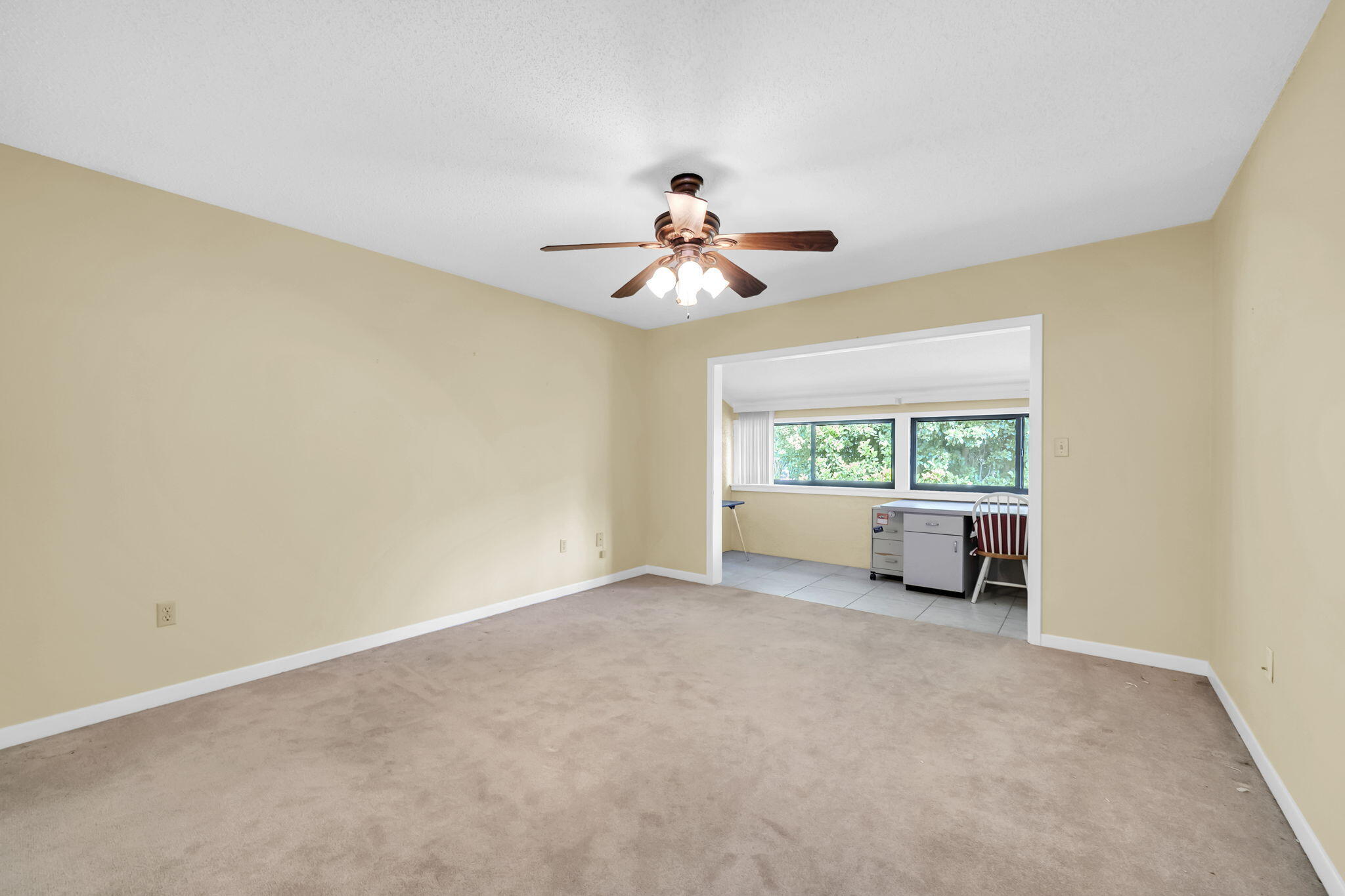 129 Gleneagles Drive