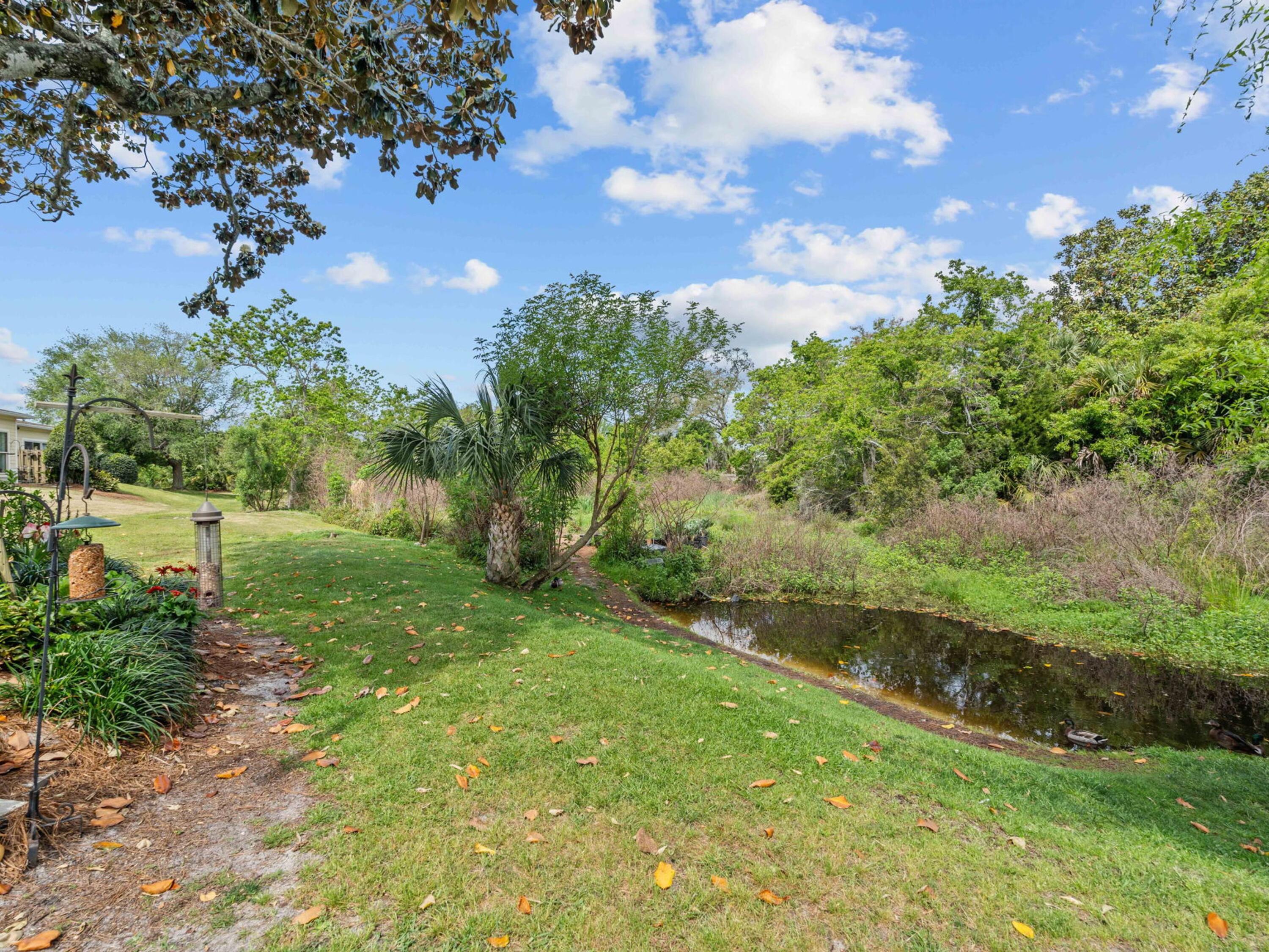 2412 Saint Andrews Boulevard APT 3