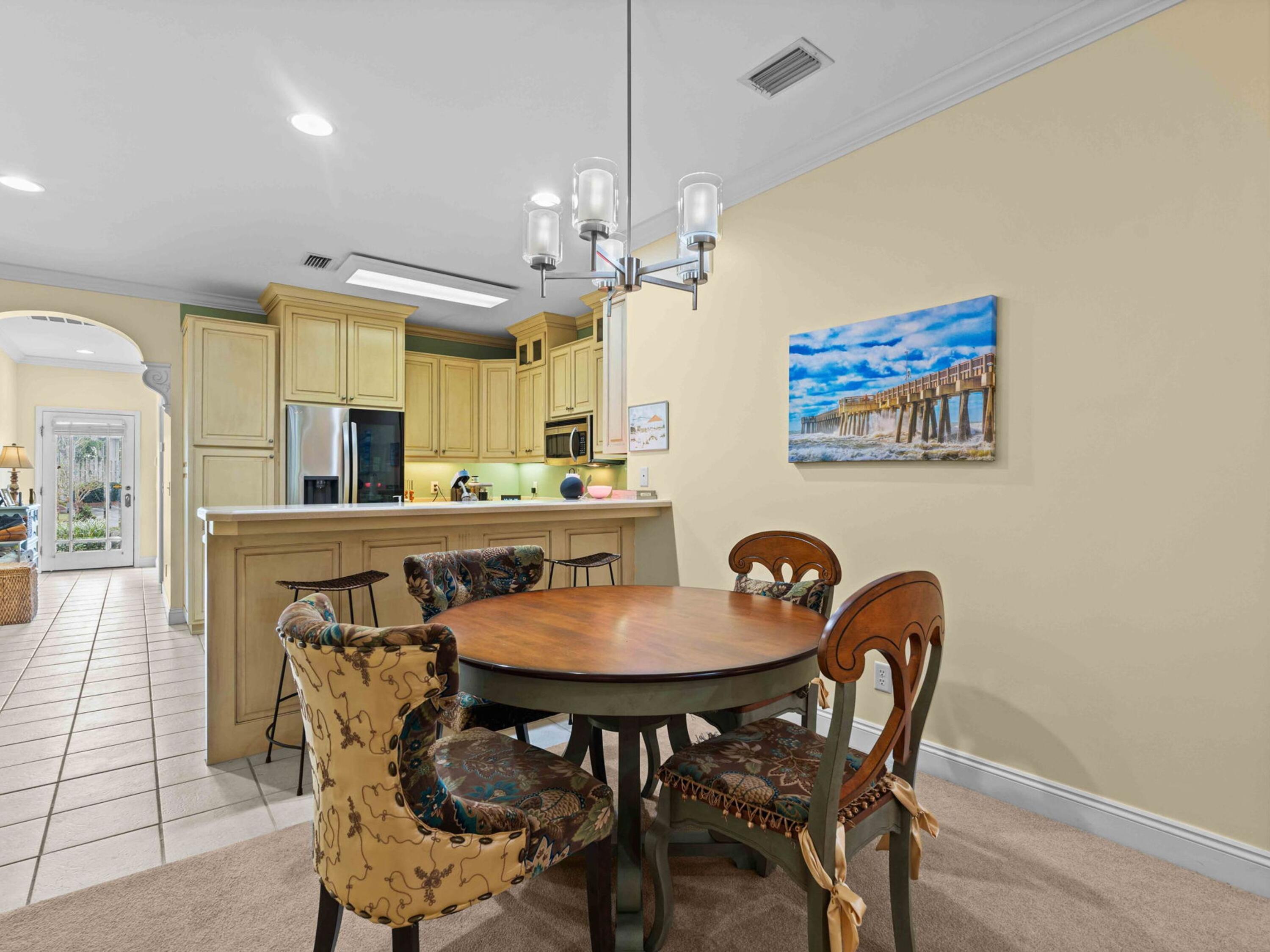 2412 Saint Andrews Boulevard APT 3