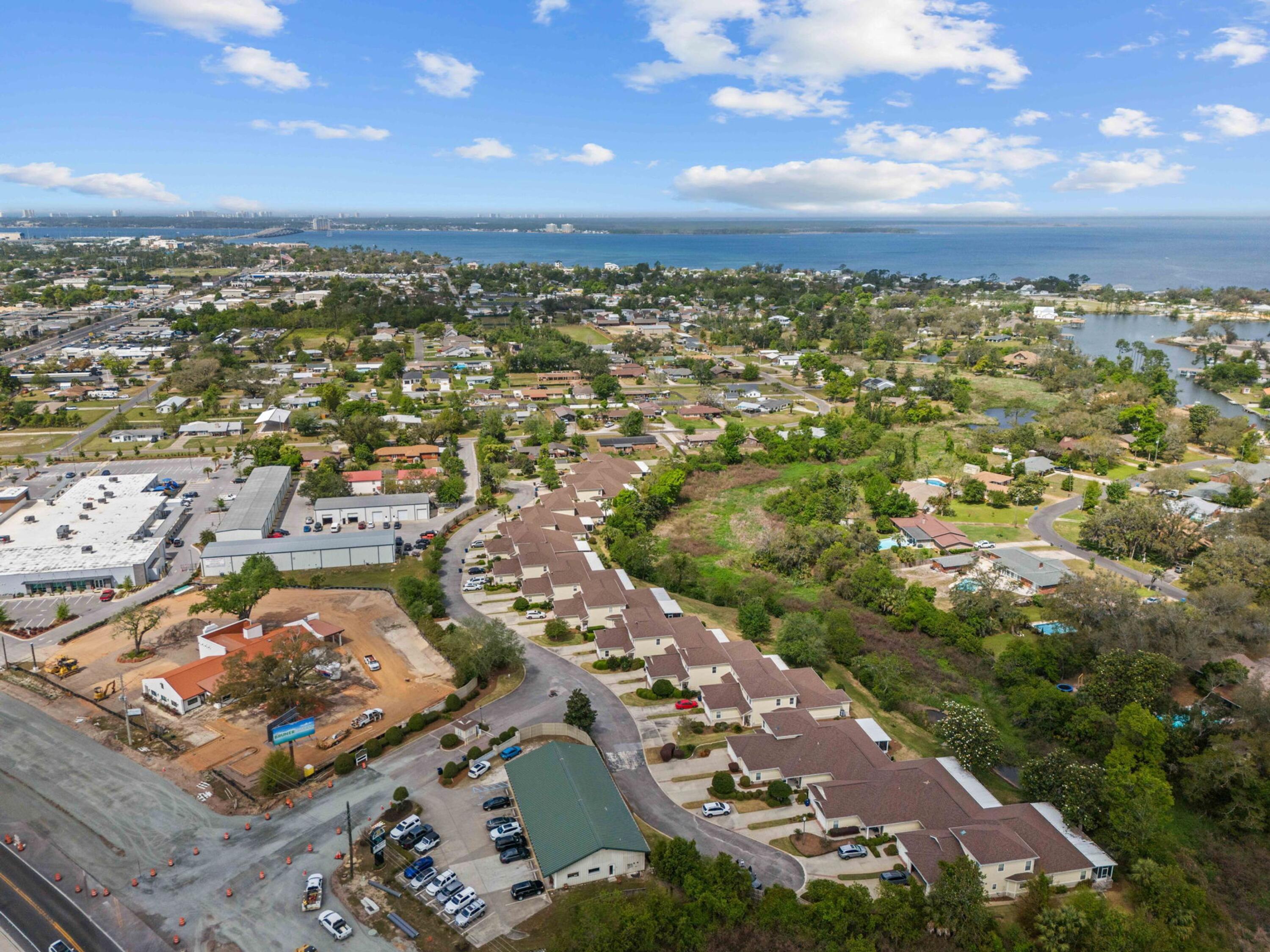 2412 Saint Andrews Boulevard APT 3