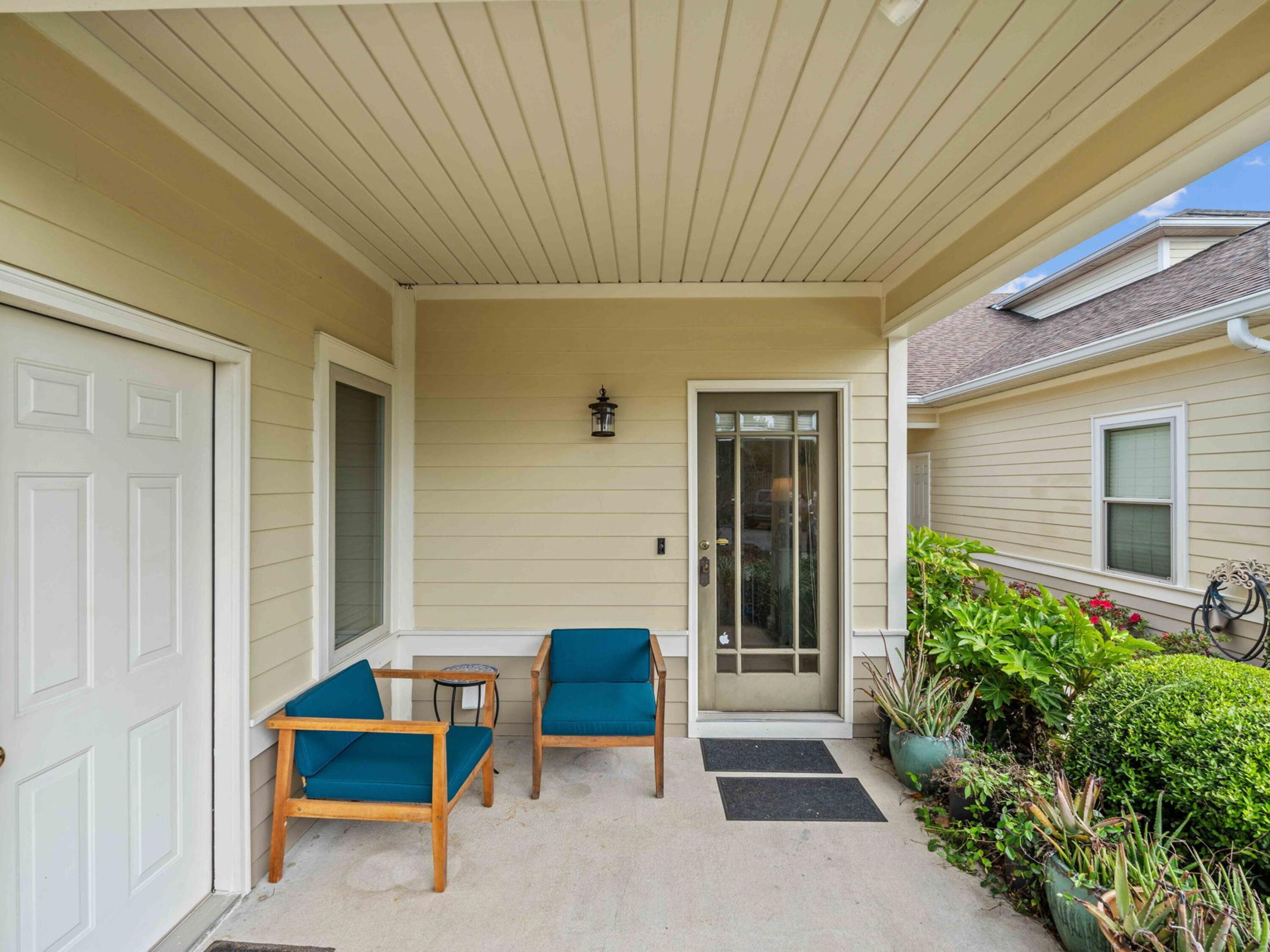 2412 Saint Andrews Boulevard APT 3