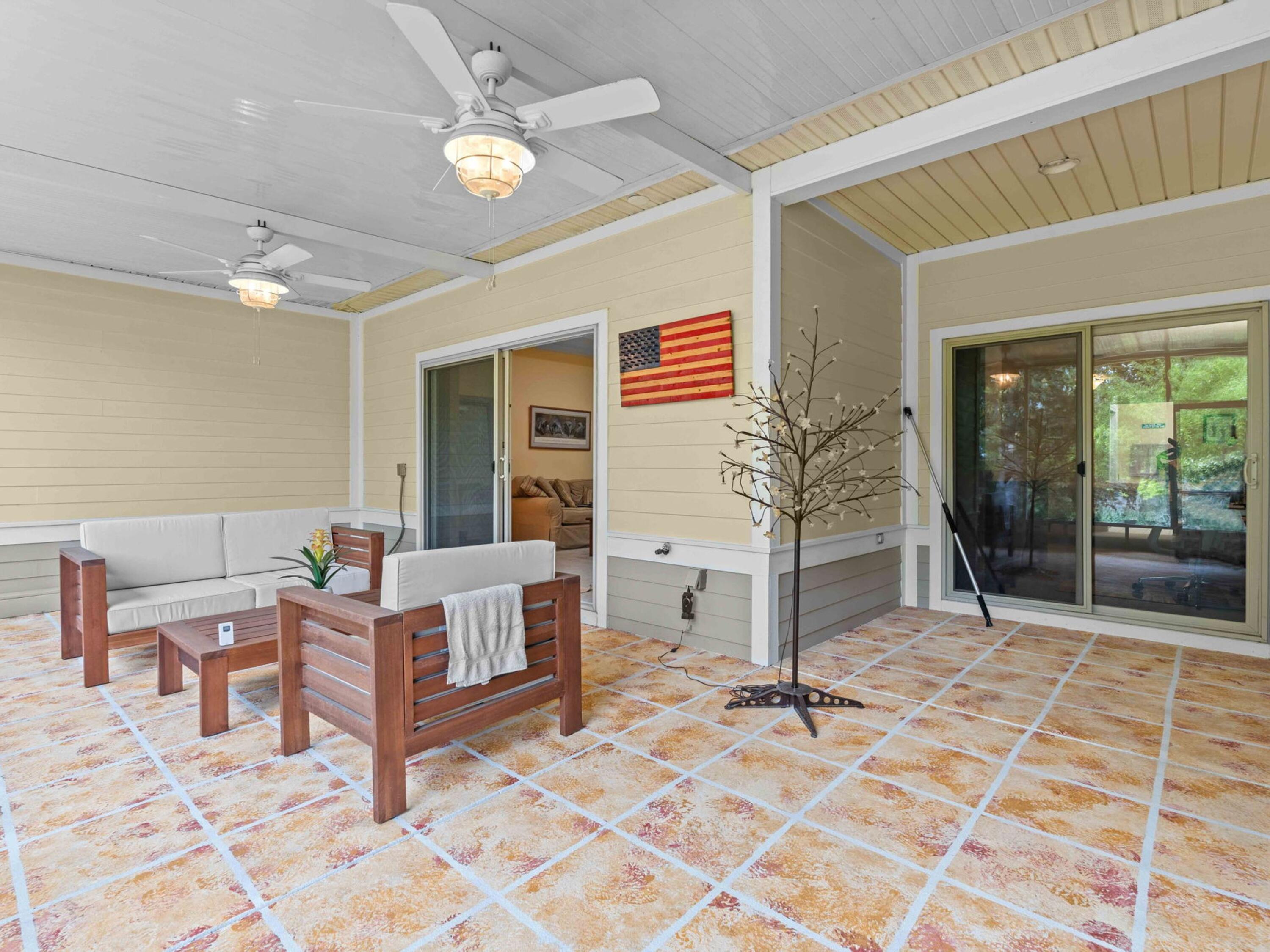 2412 Saint Andrews Boulevard APT 3
