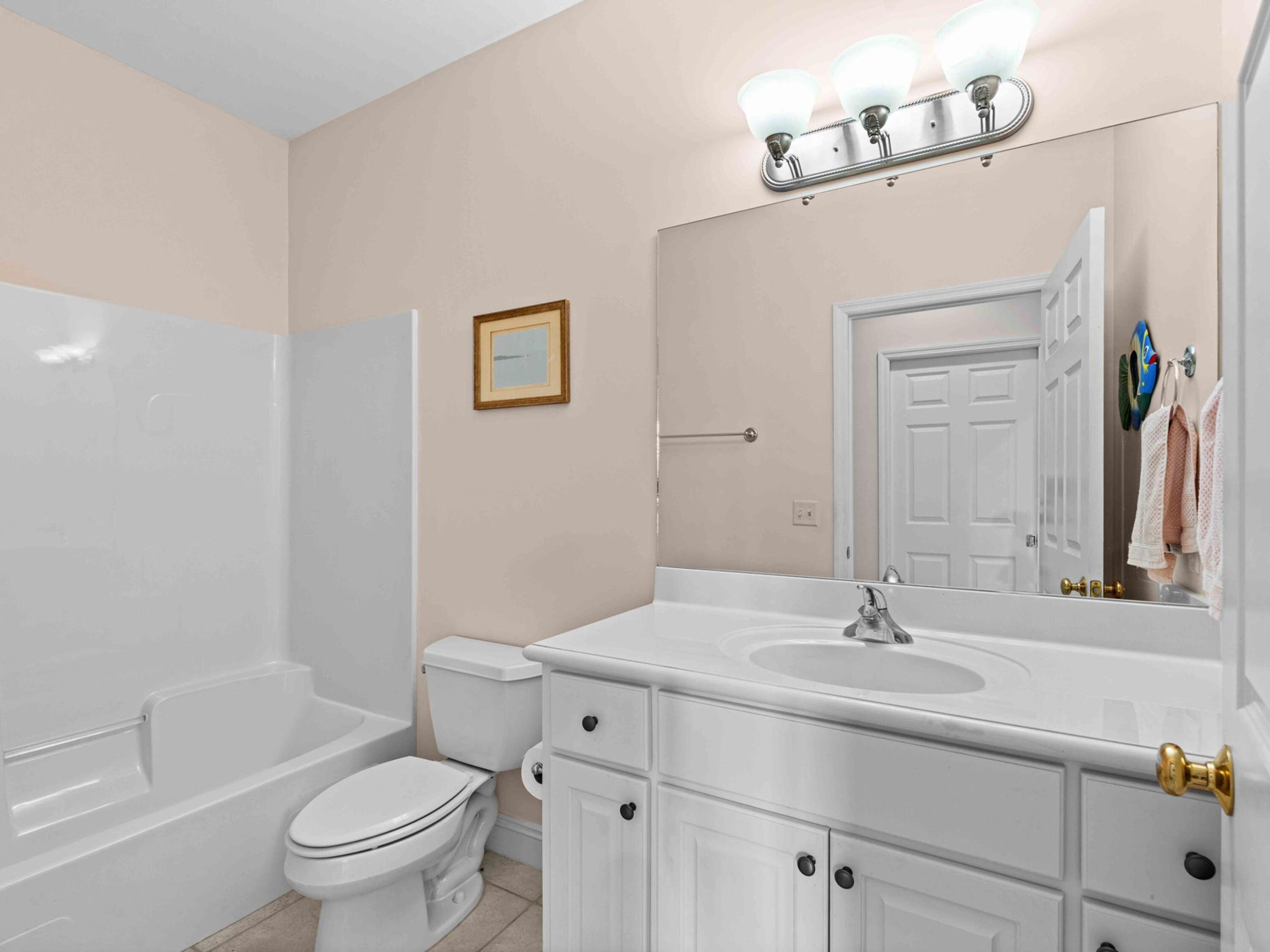 2412 Saint Andrews Boulevard APT 3