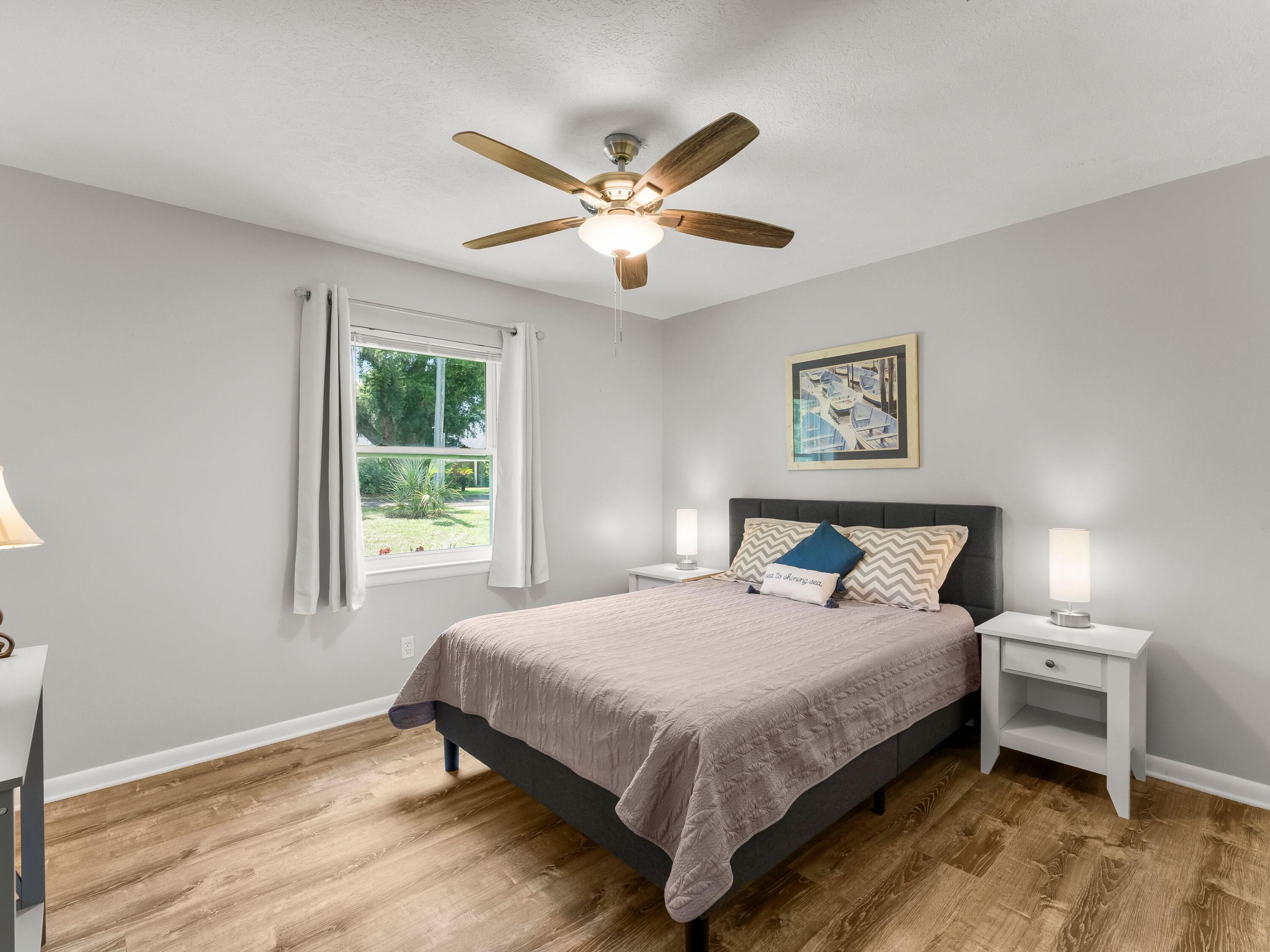 4439 Vista Lane