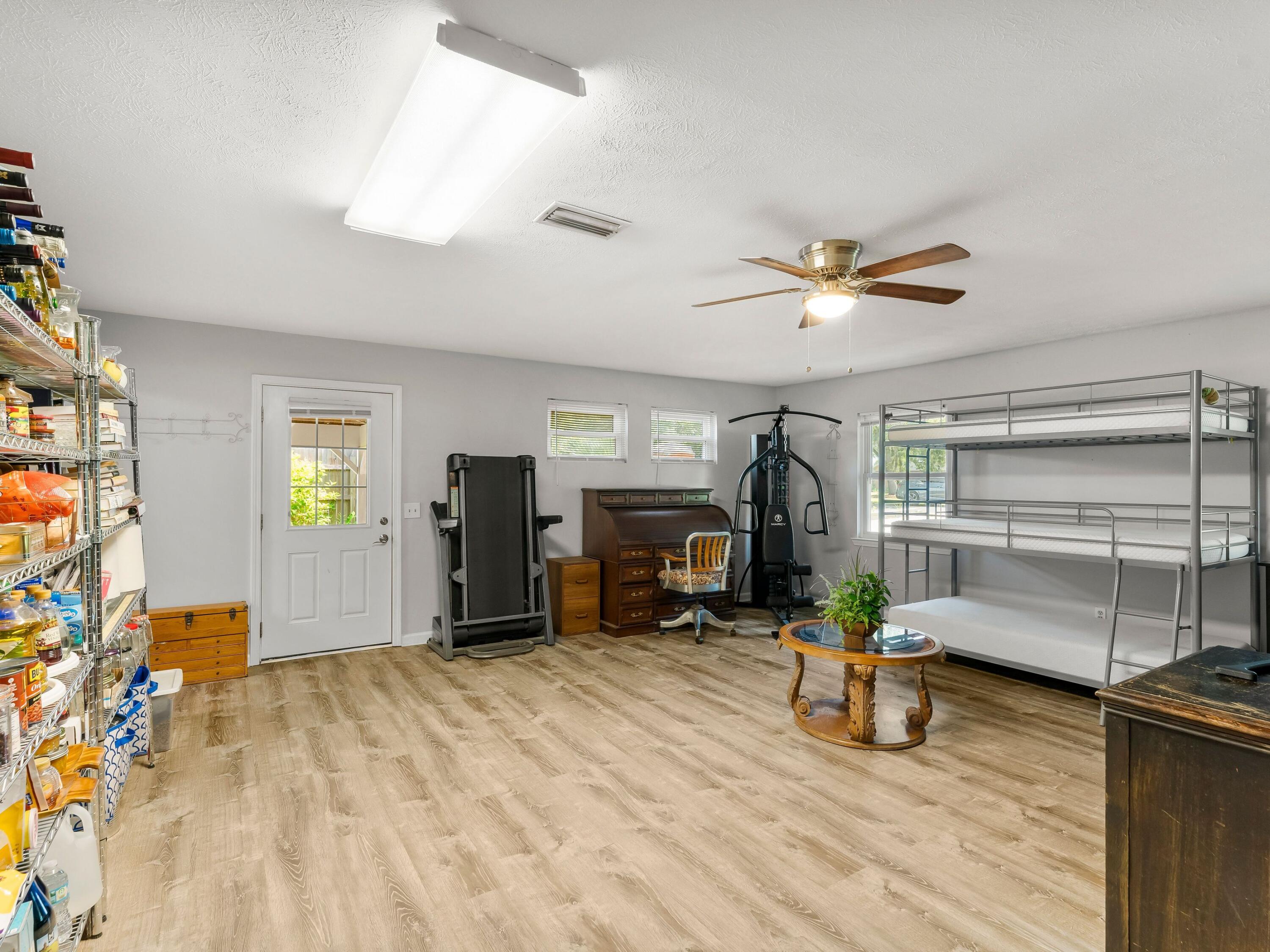 4439 Vista Lane