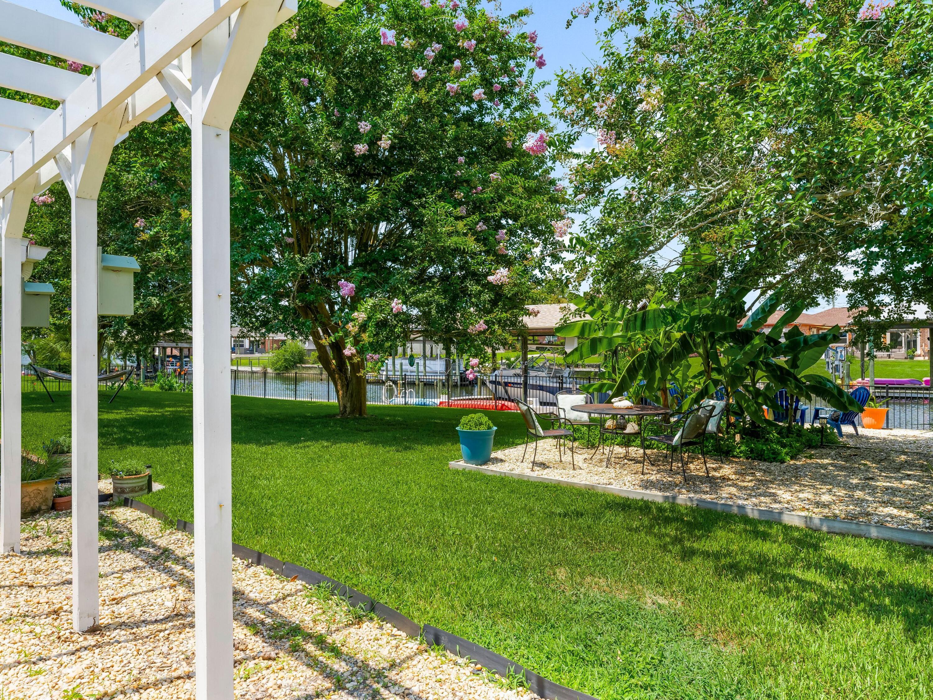 4439 Vista Lane