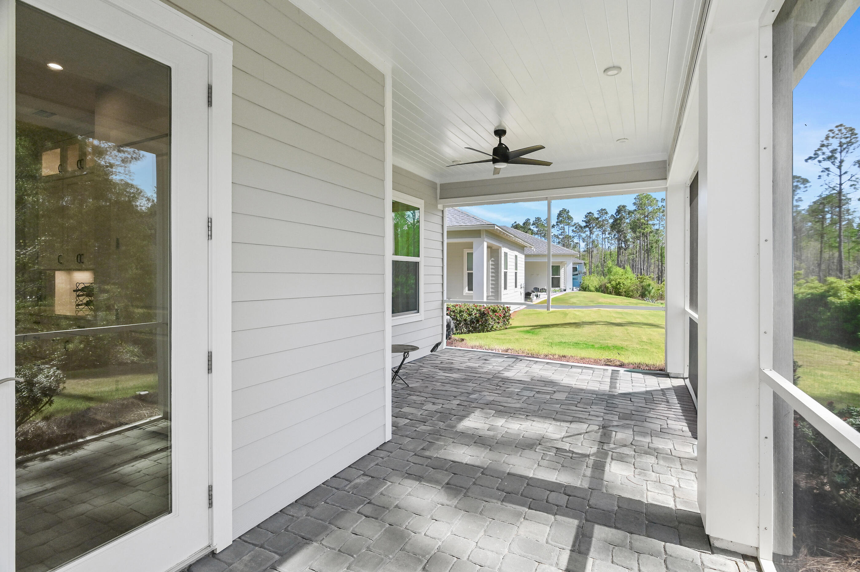92 E Lafayette Road