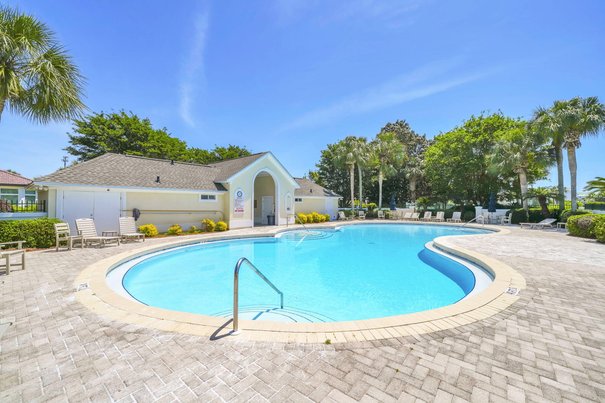 308 Avalon Boulevard