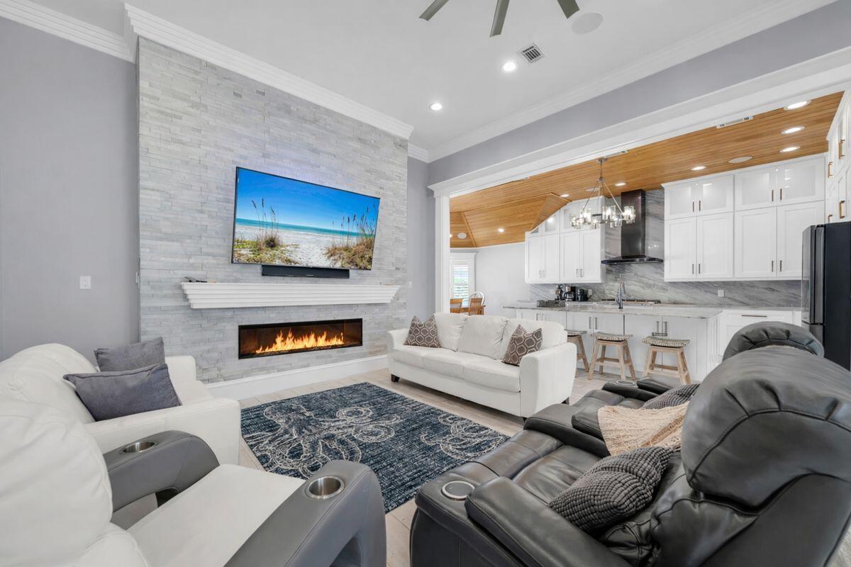 308 Avalon Boulevard