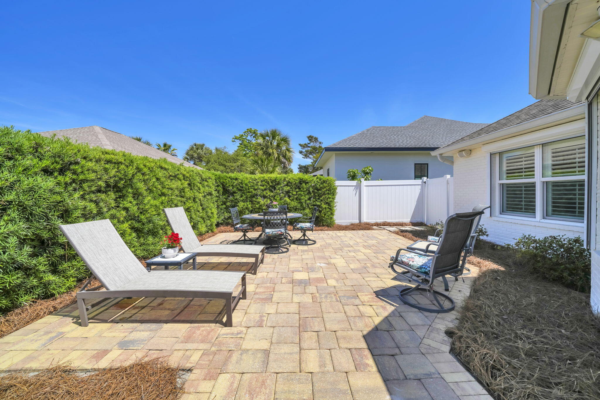 308 Avalon Boulevard