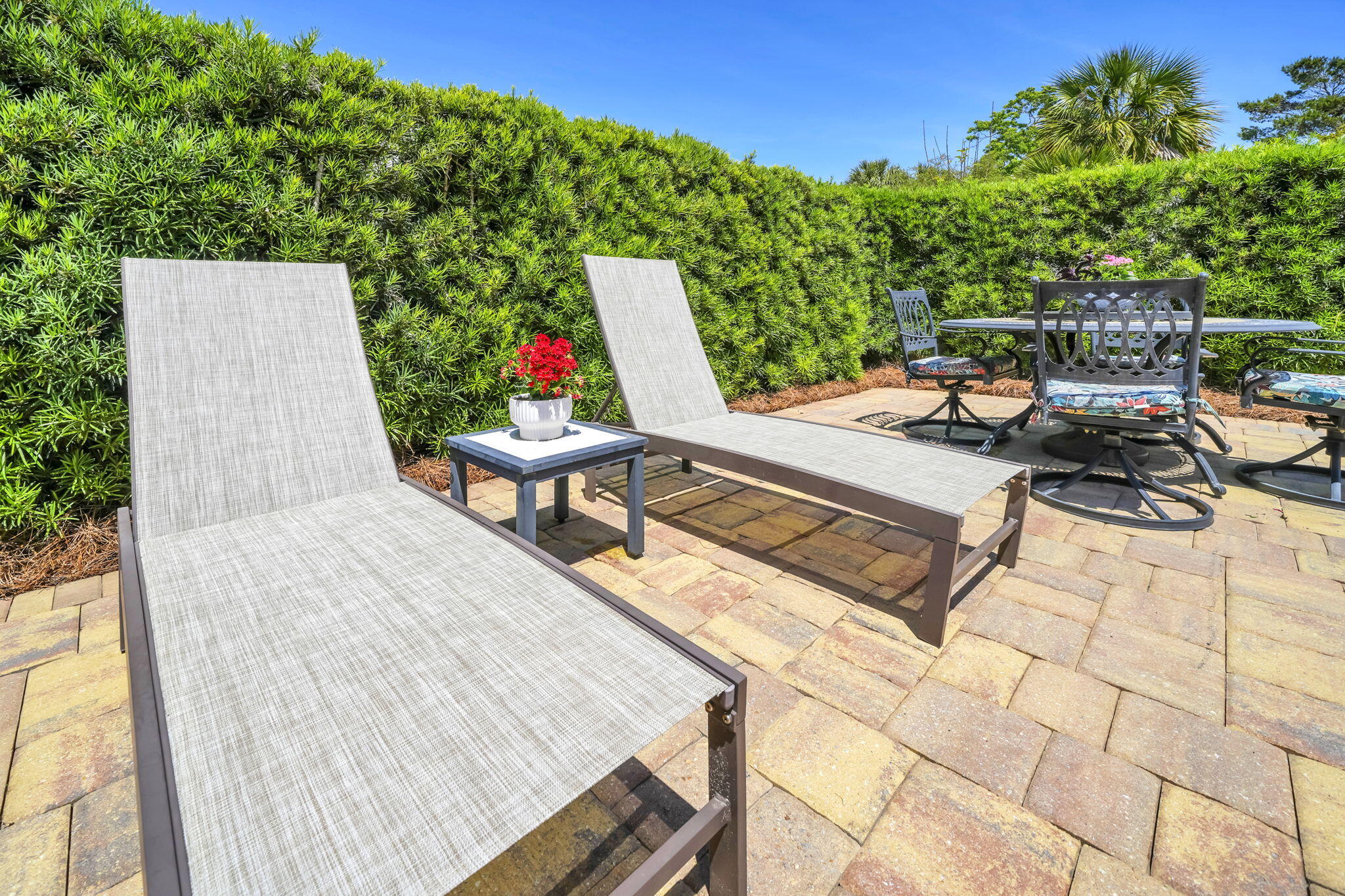308 Avalon Boulevard