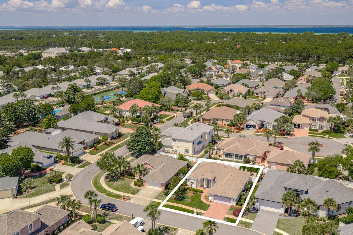 308 Avalon Boulevard