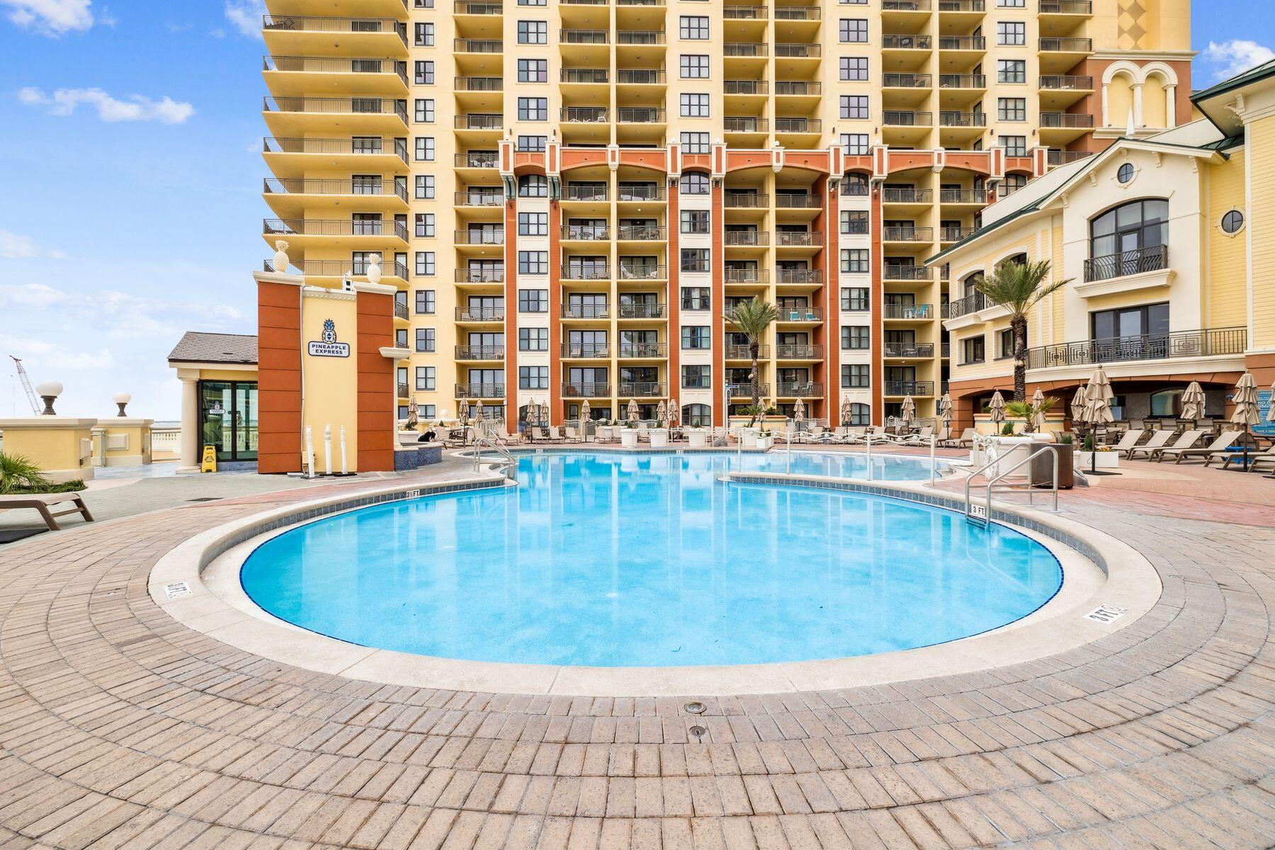 10 Harbor Boulevard E210