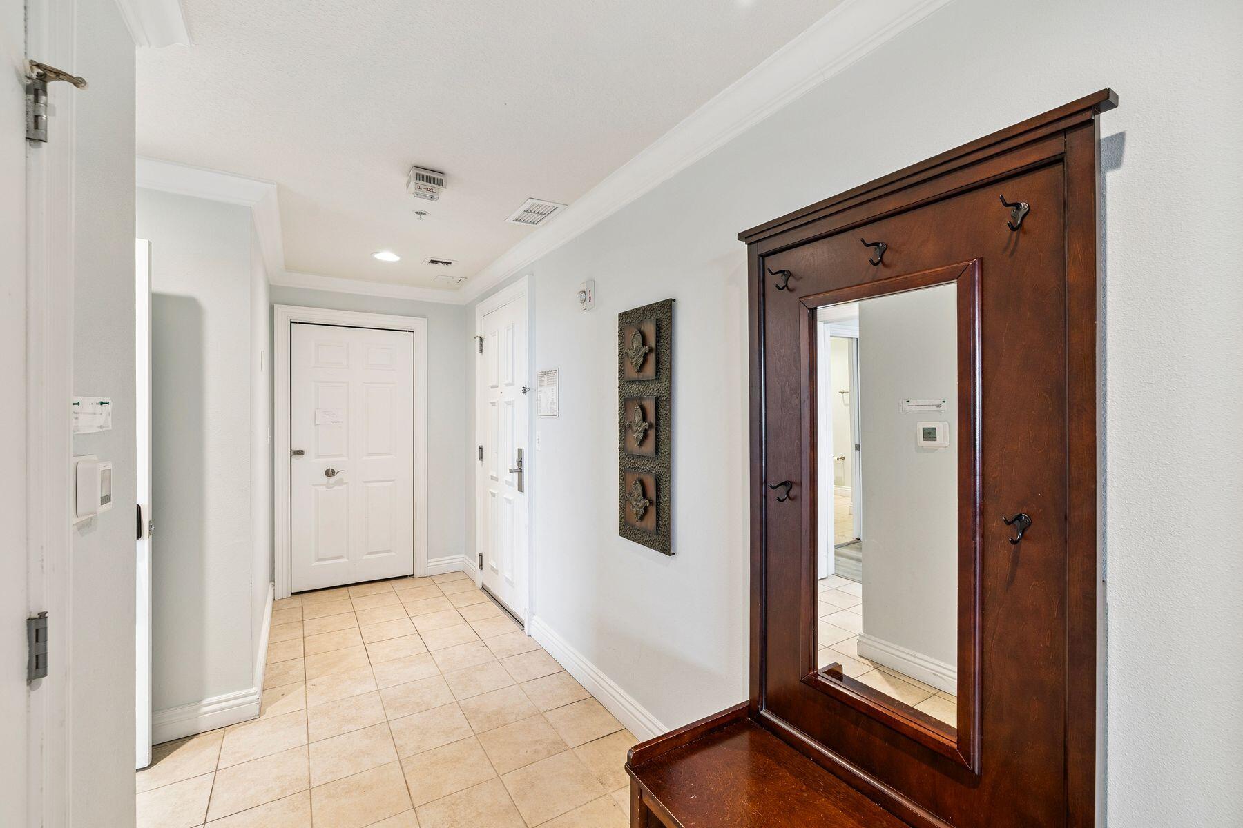10 Harbor Boulevard E210
