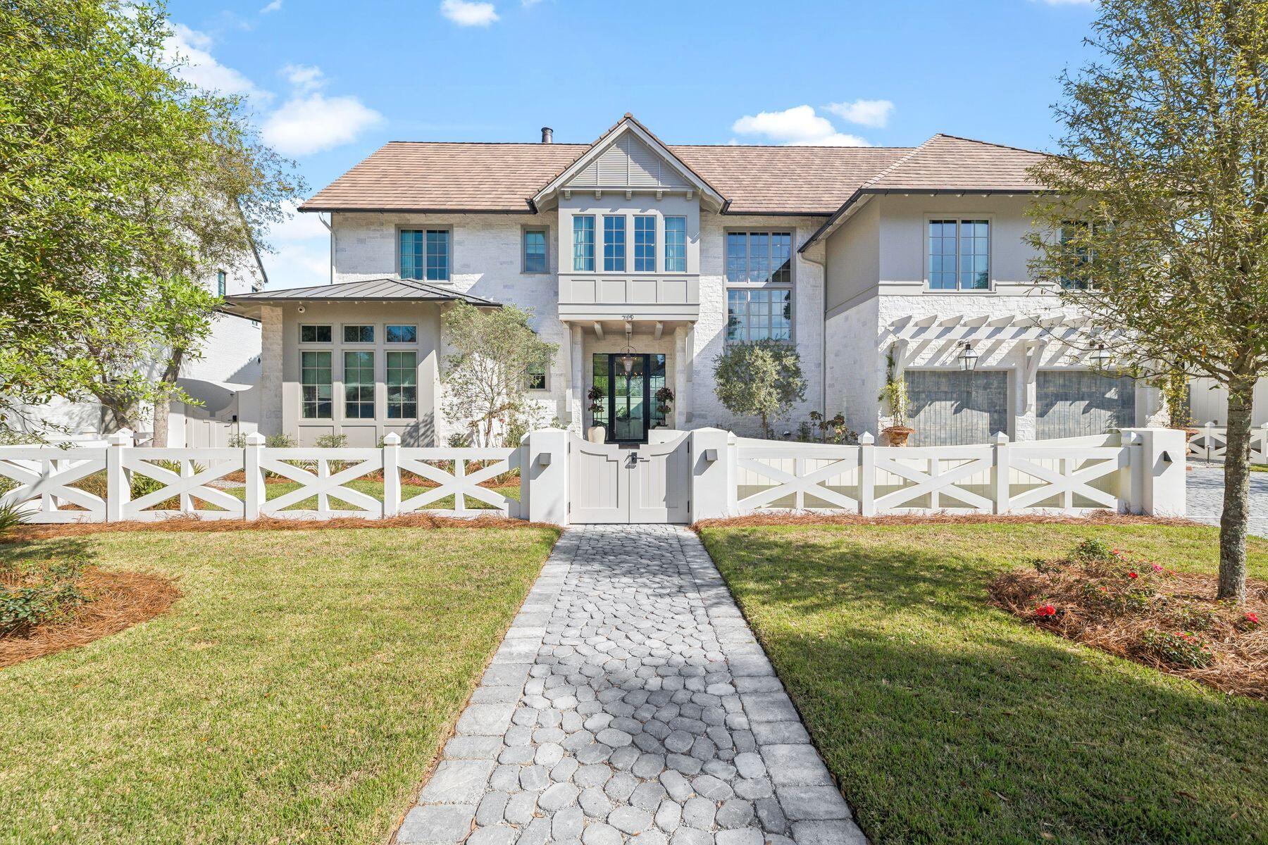 215 Dogwood Street