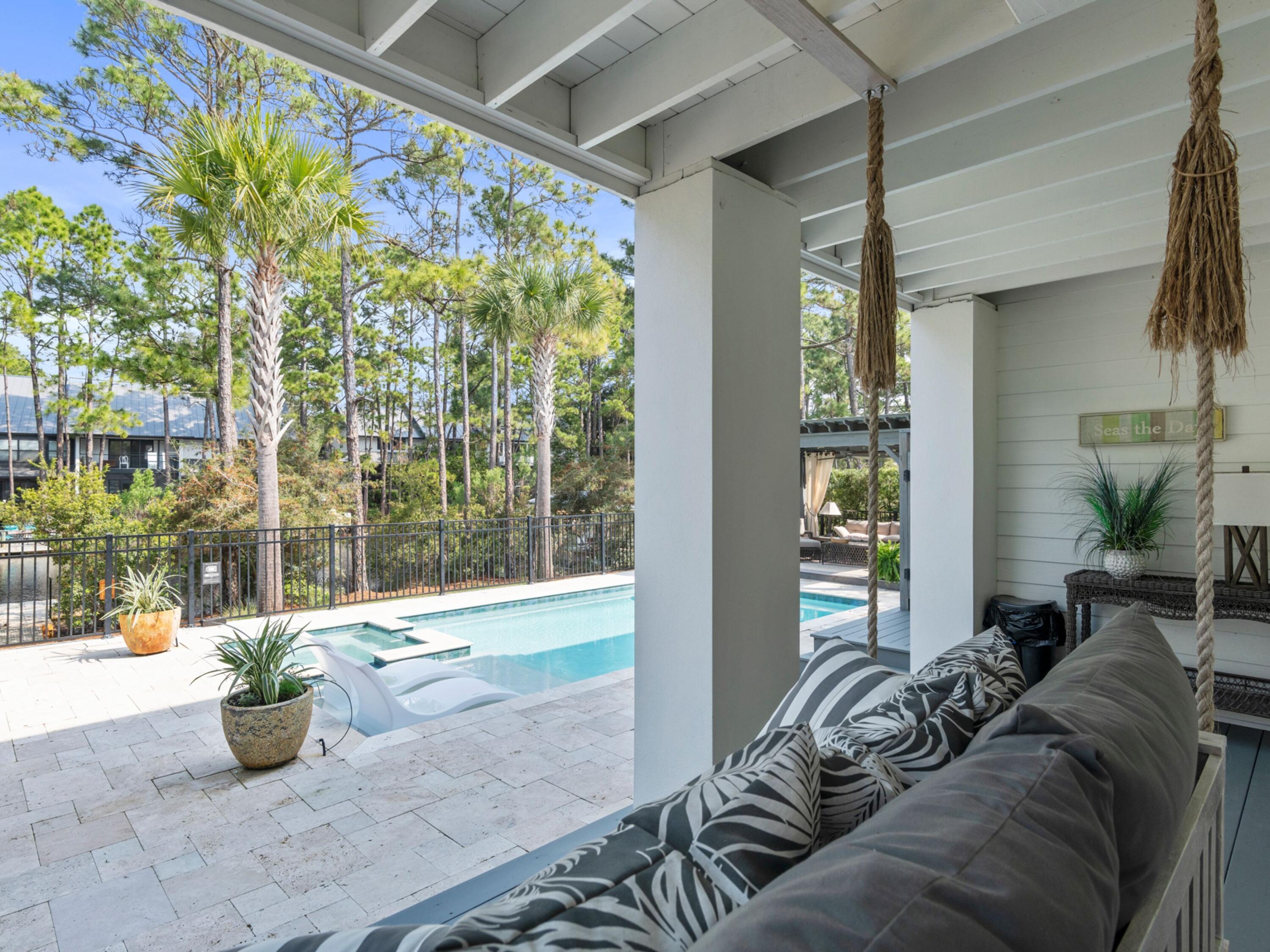 499 Lakeview Drive