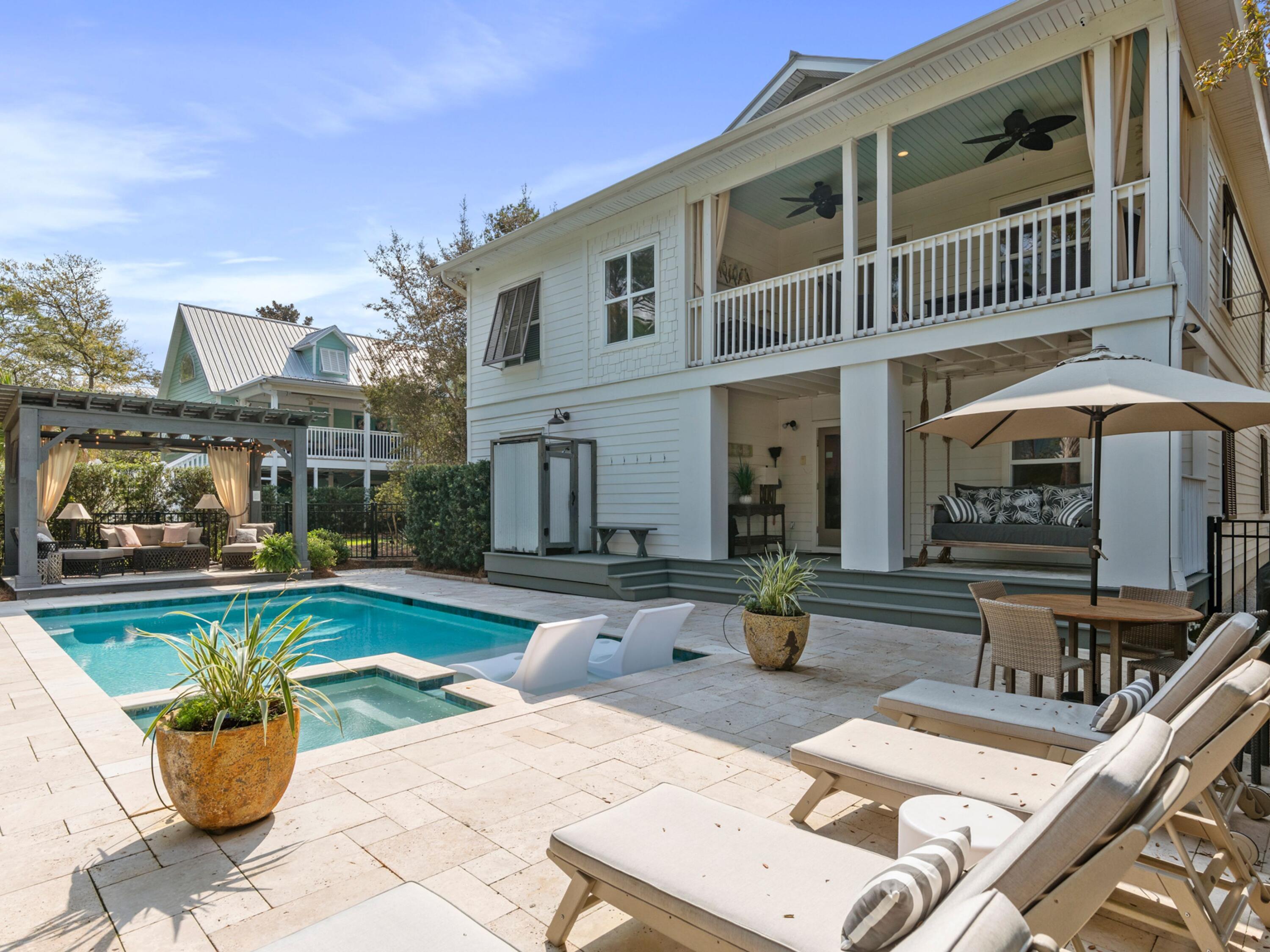 499 Lakeview Drive