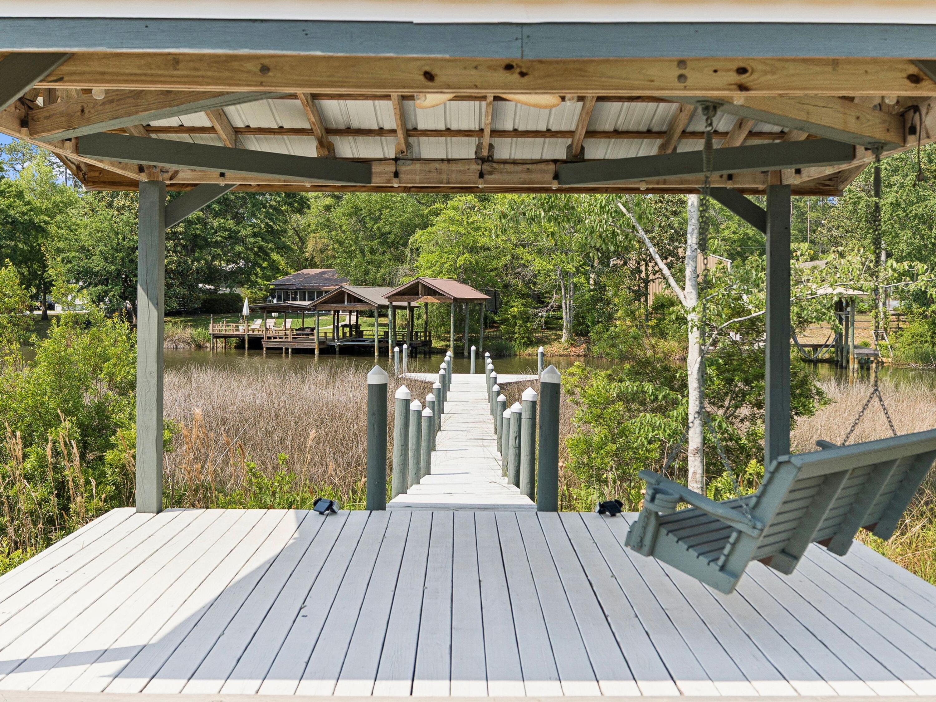 198 Waterside Lane