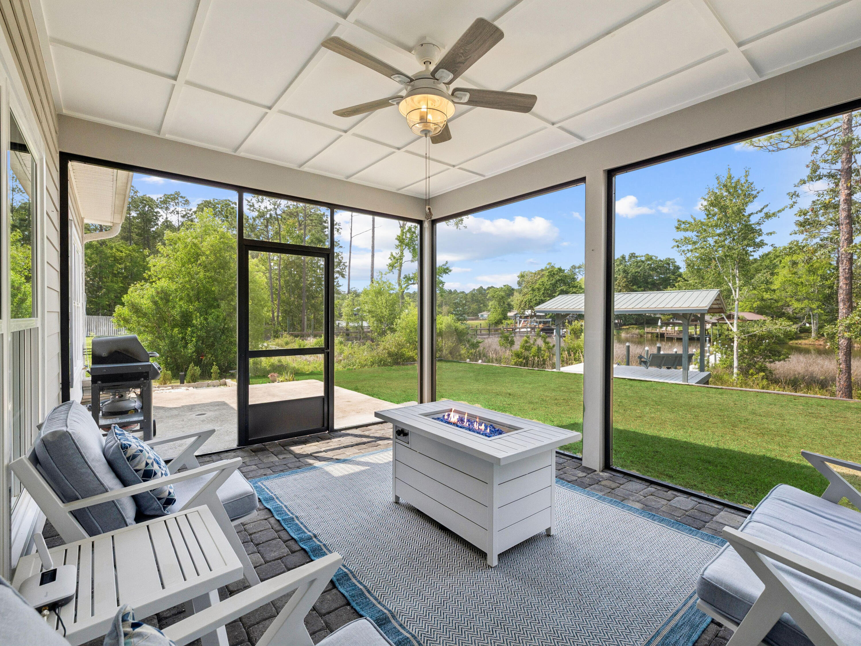 198 Waterside Lane