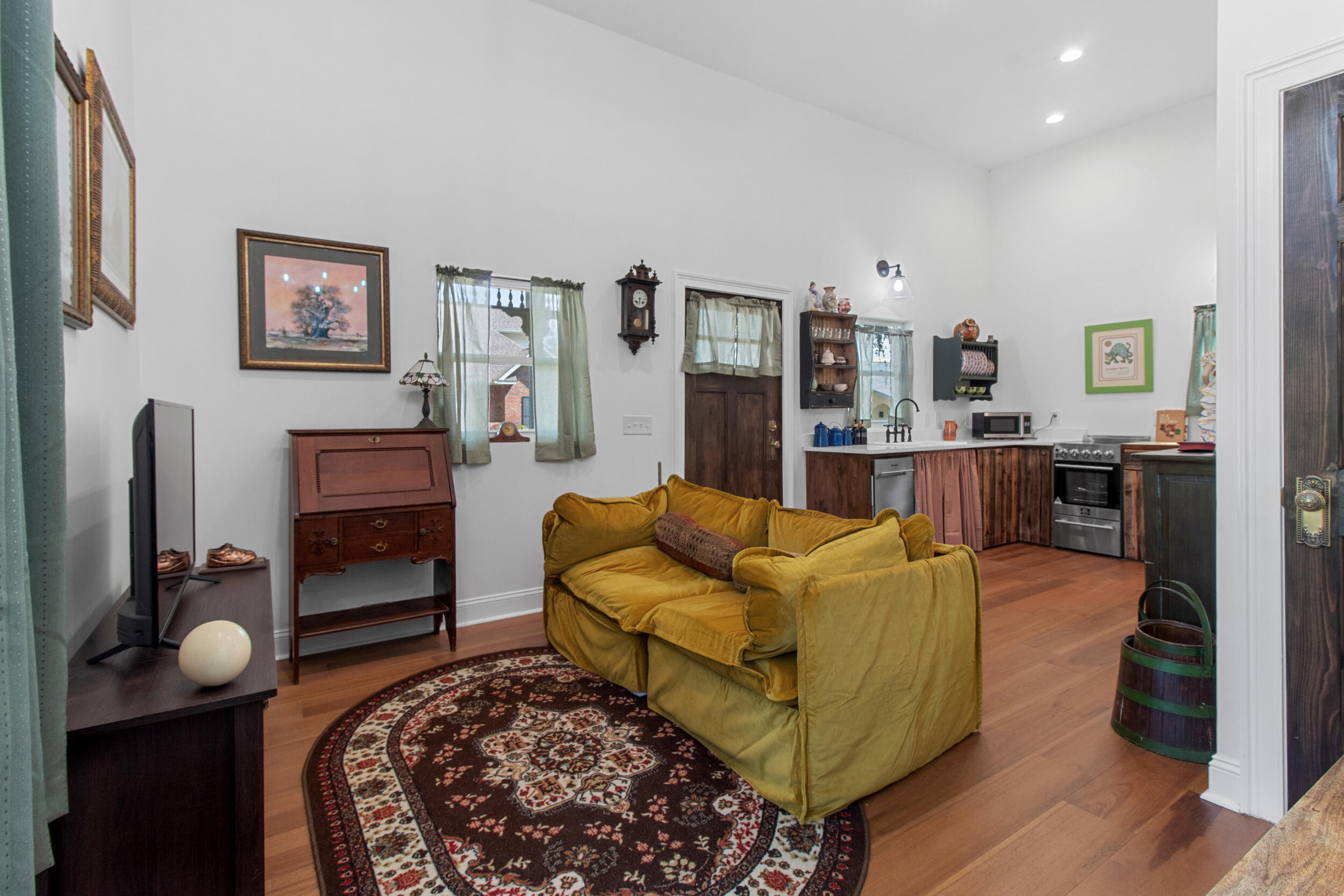 710 Moore Circle