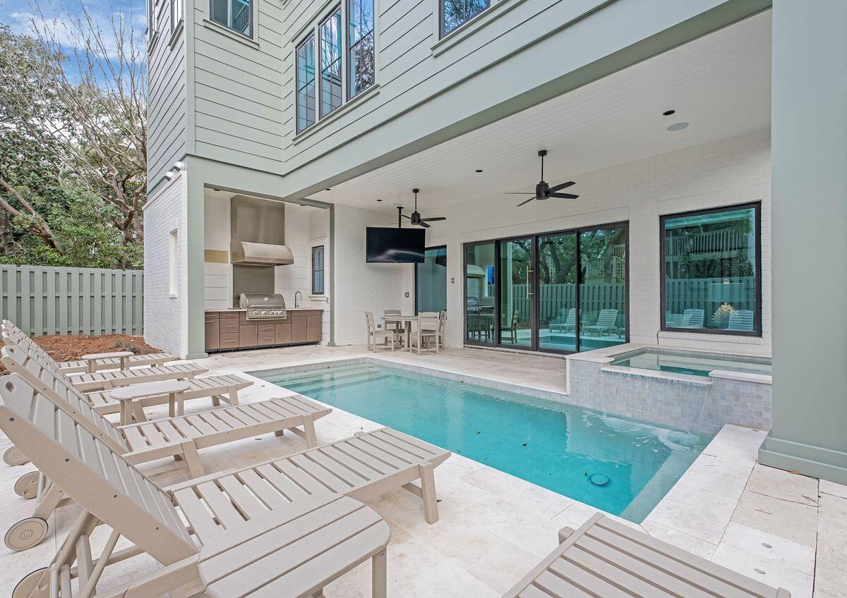 69 Live Oak Street