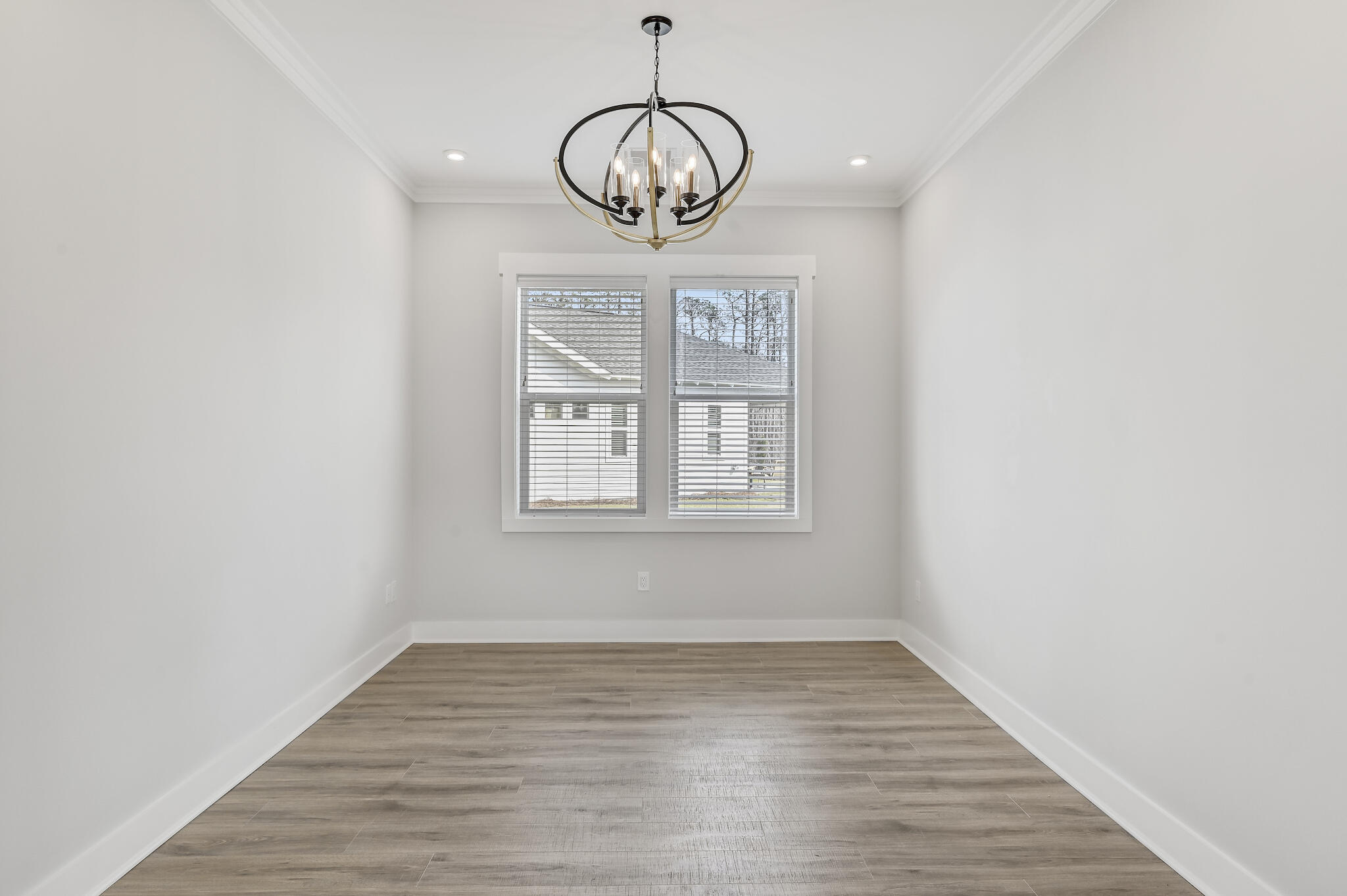 134 E Lafayette Road