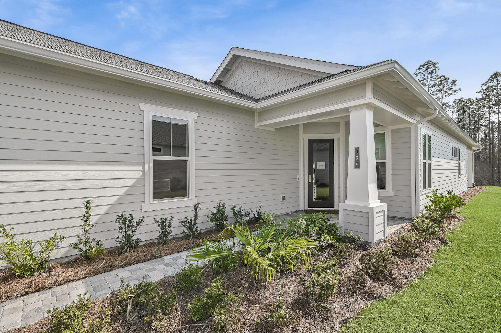 134 E Lafayette Road