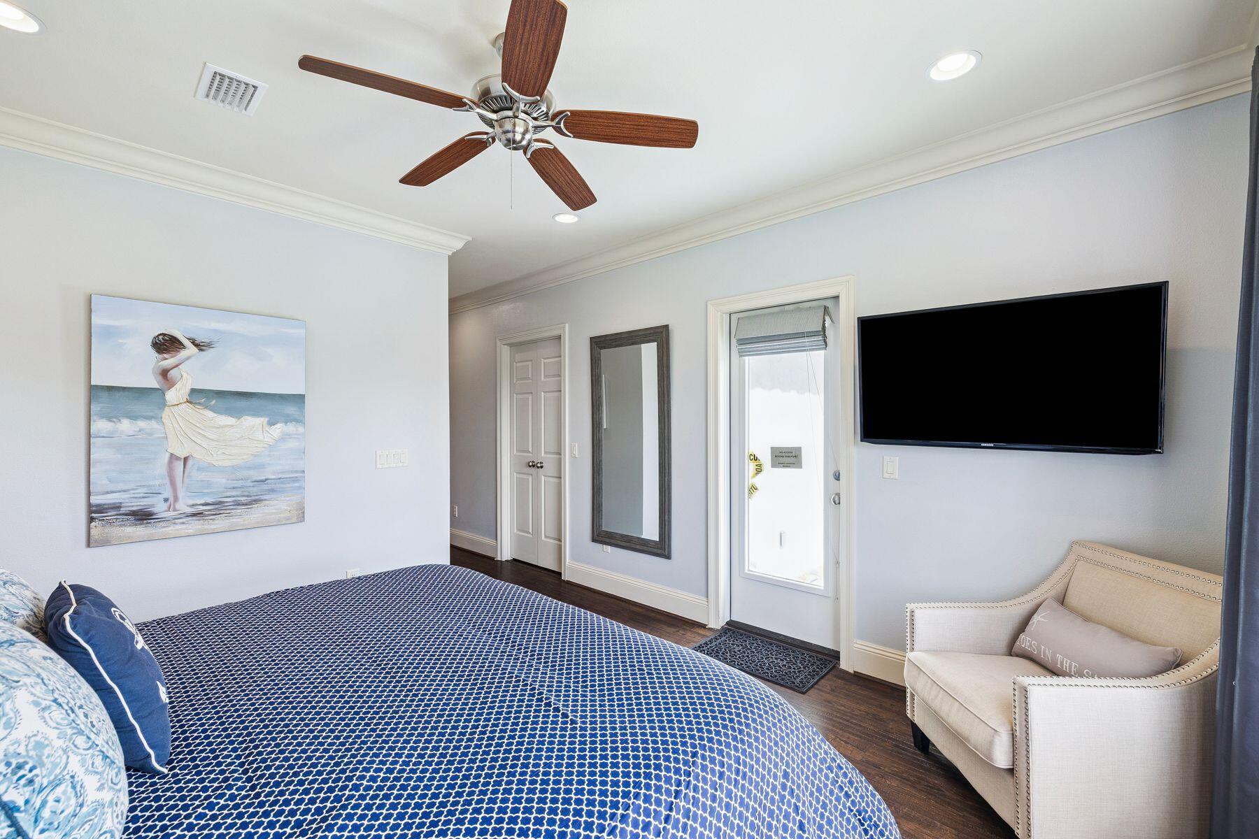 1853 Boardwalk Drive