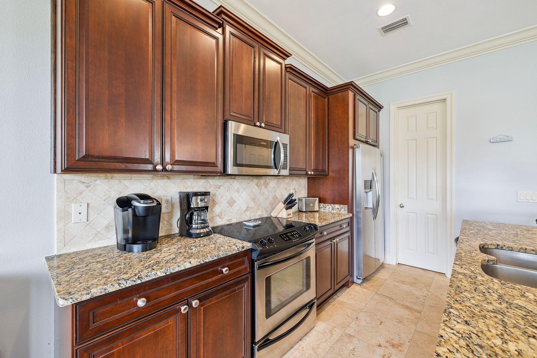 1853 Boardwalk Drive