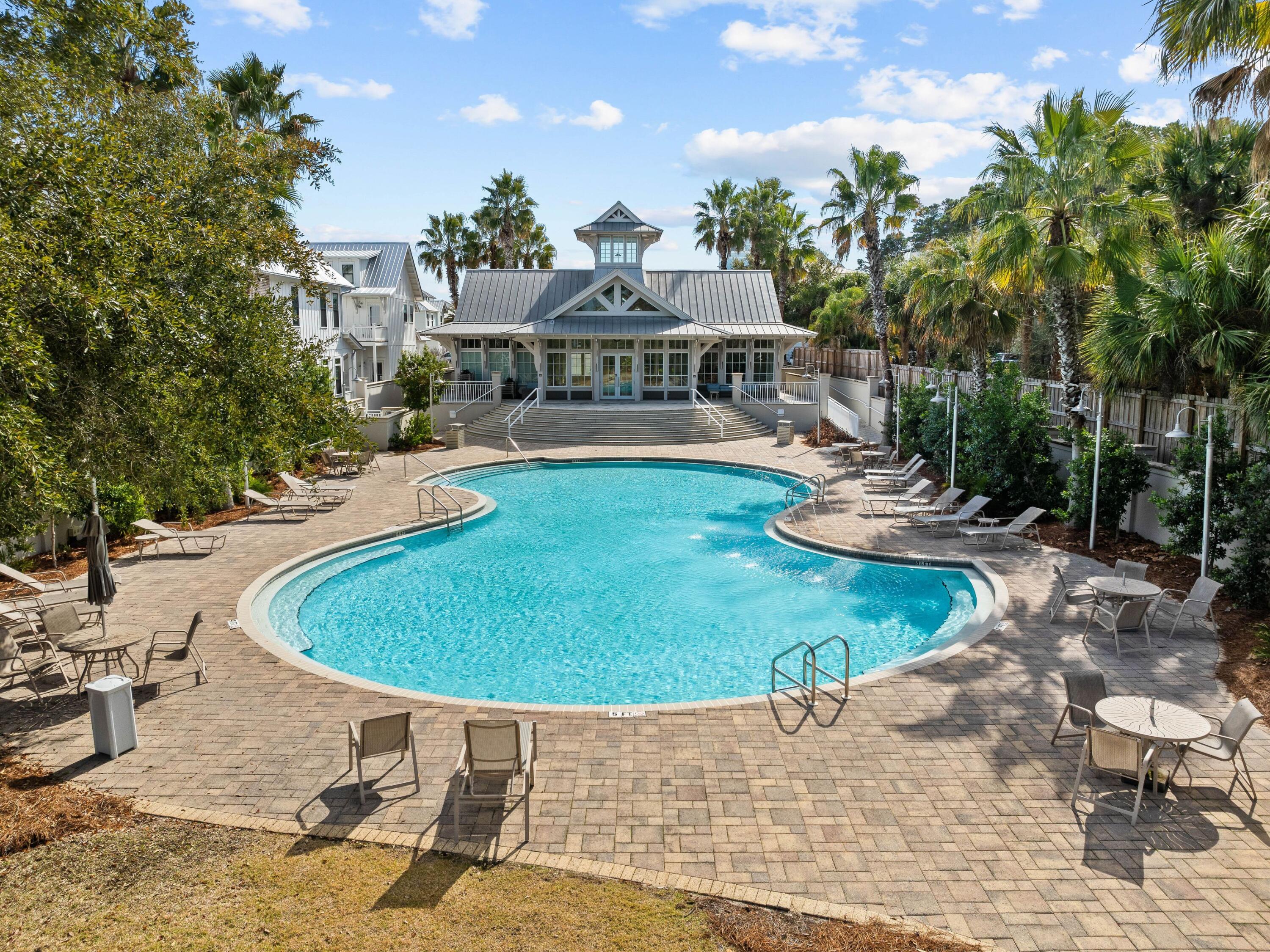 80 Grande Pointe Drive