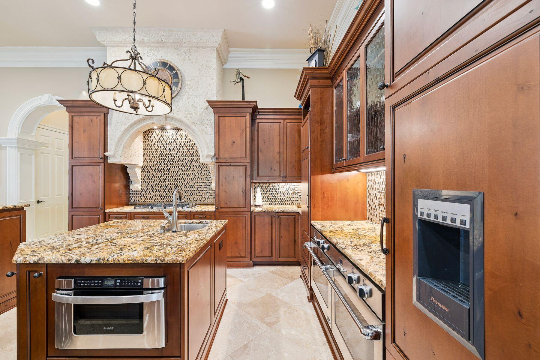 3507 Burnt Pine Lane