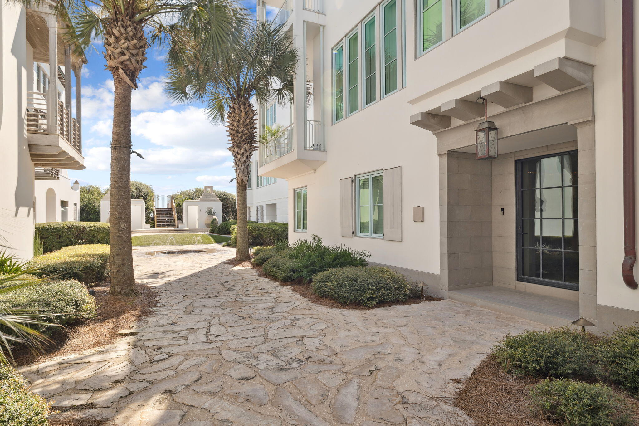 31 Sea Castle Alley