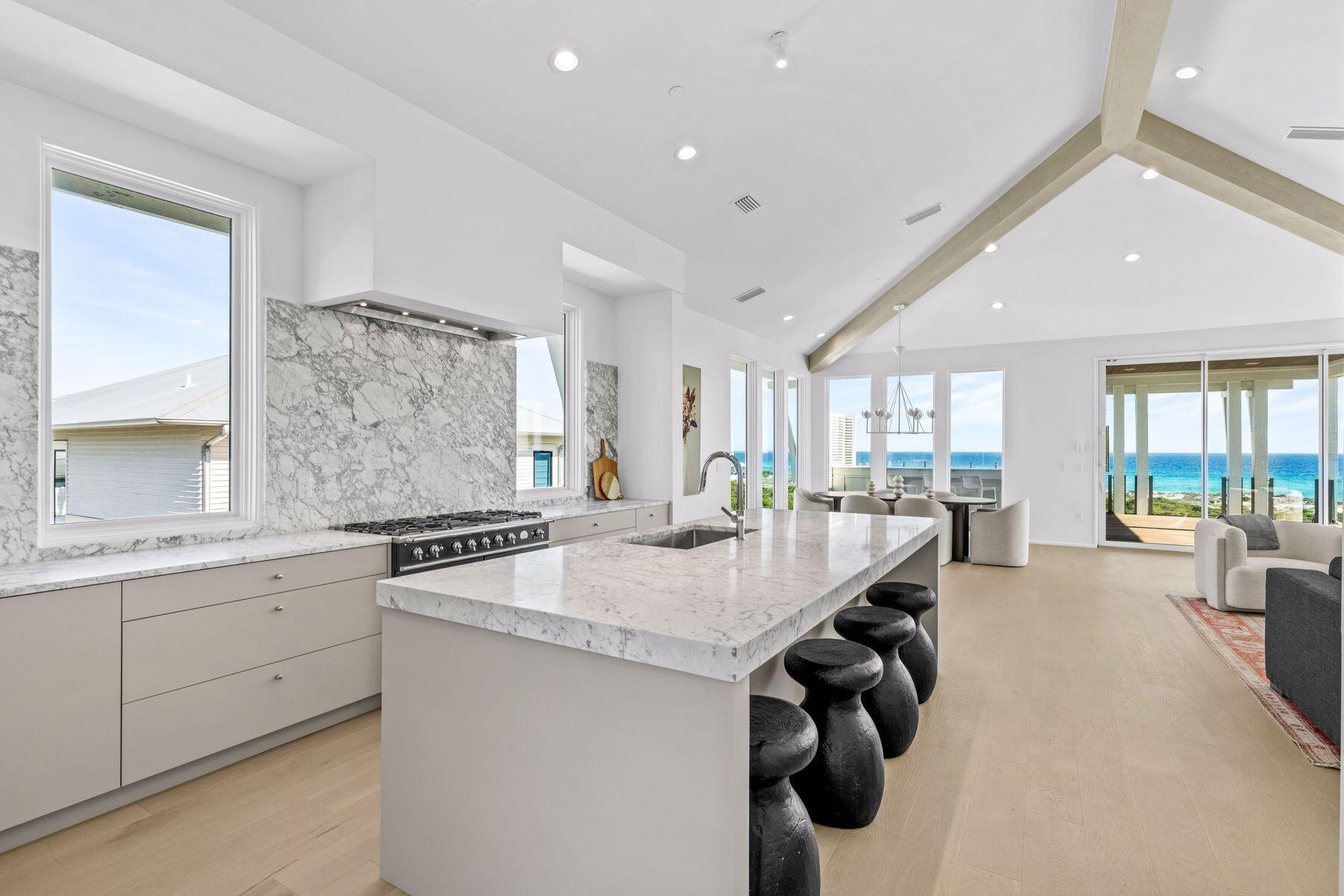 244 W Park Place Avenue