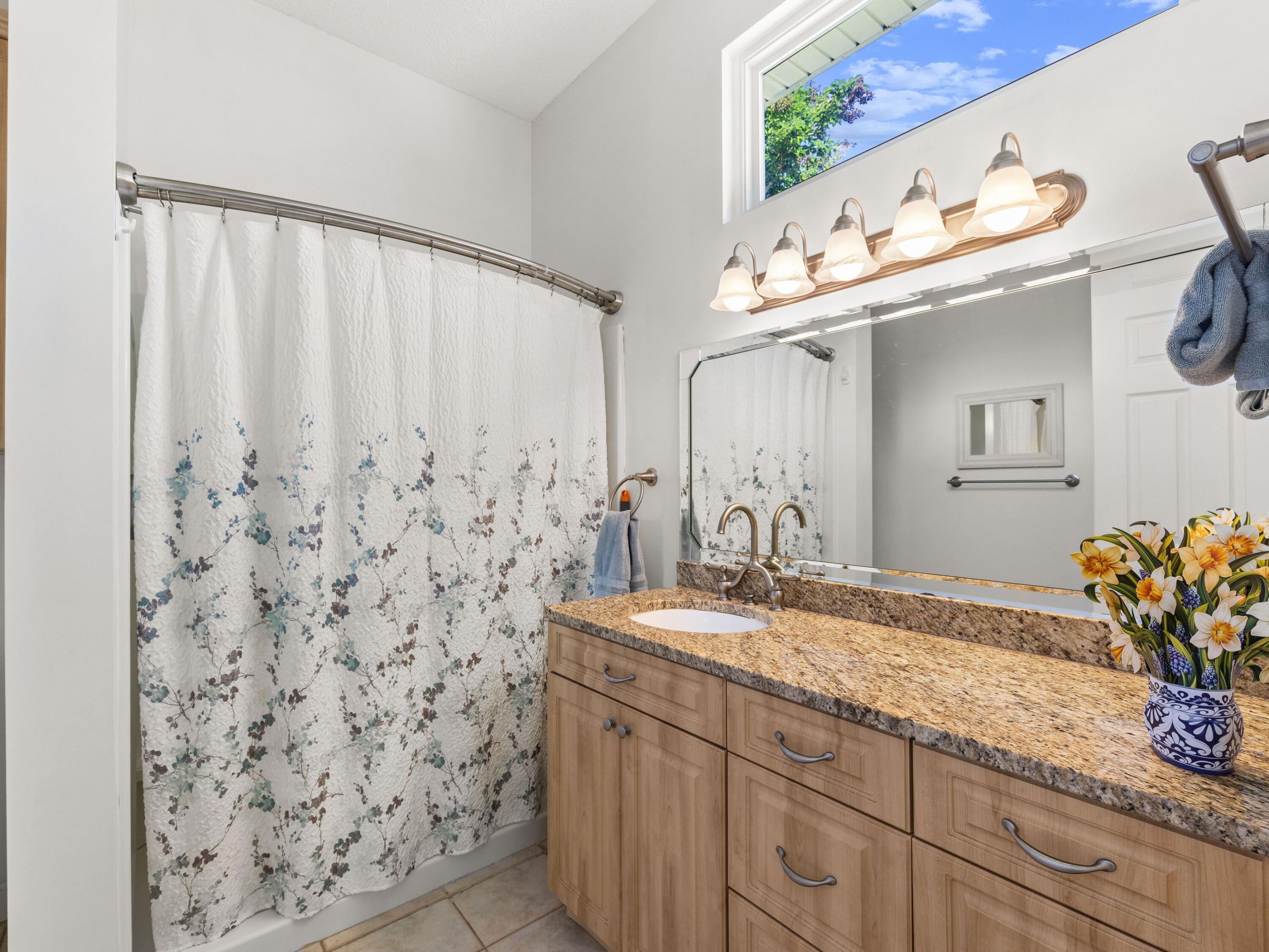 112 Serenade Lane