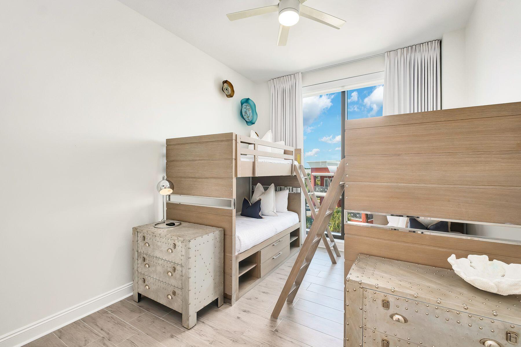 4463 W County Highway 30A UNIT 400