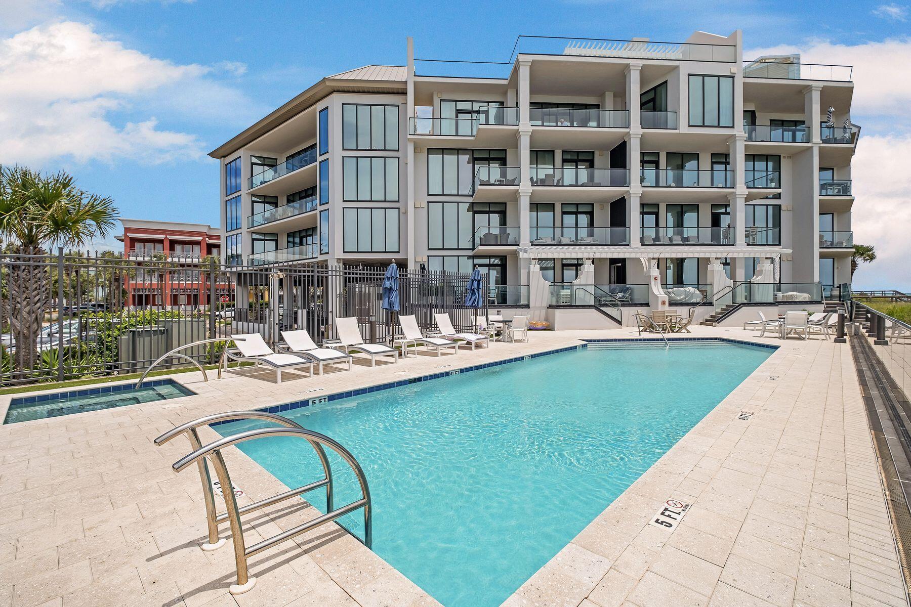 4463 W County Highway 30A UNIT 400
