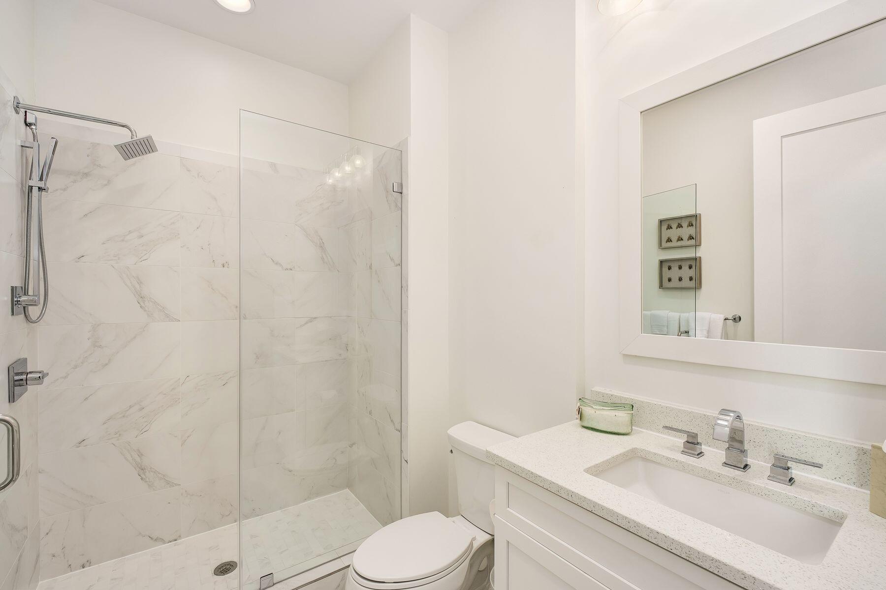 4463 W County Highway 30A UNIT 400