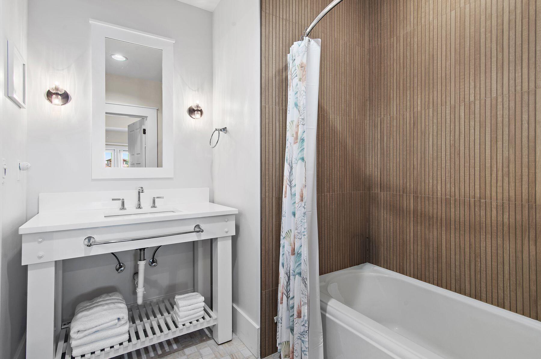 99 Compass Point Way UNIT 304