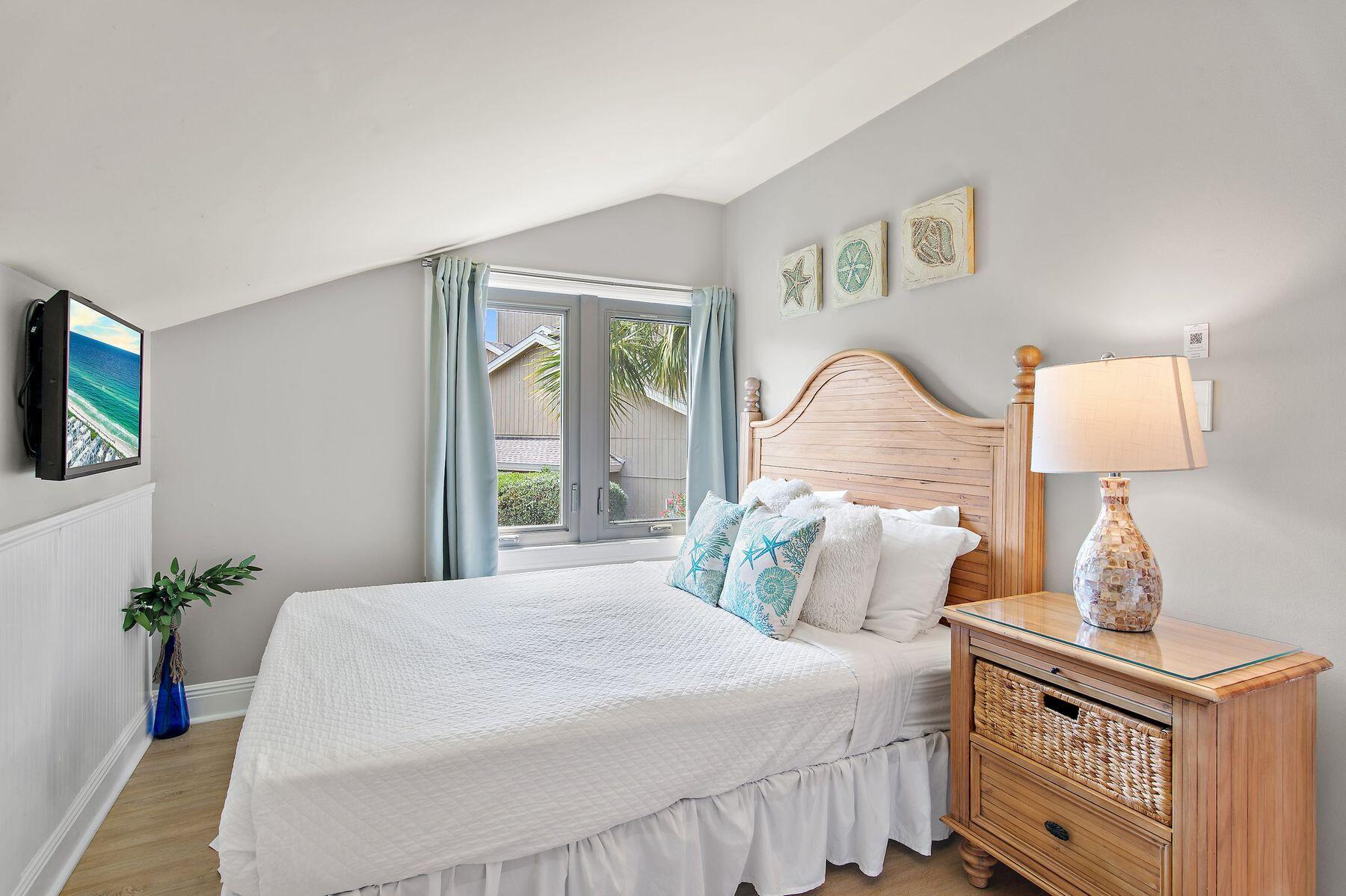 35 S Driftwood Bay UNIT 136