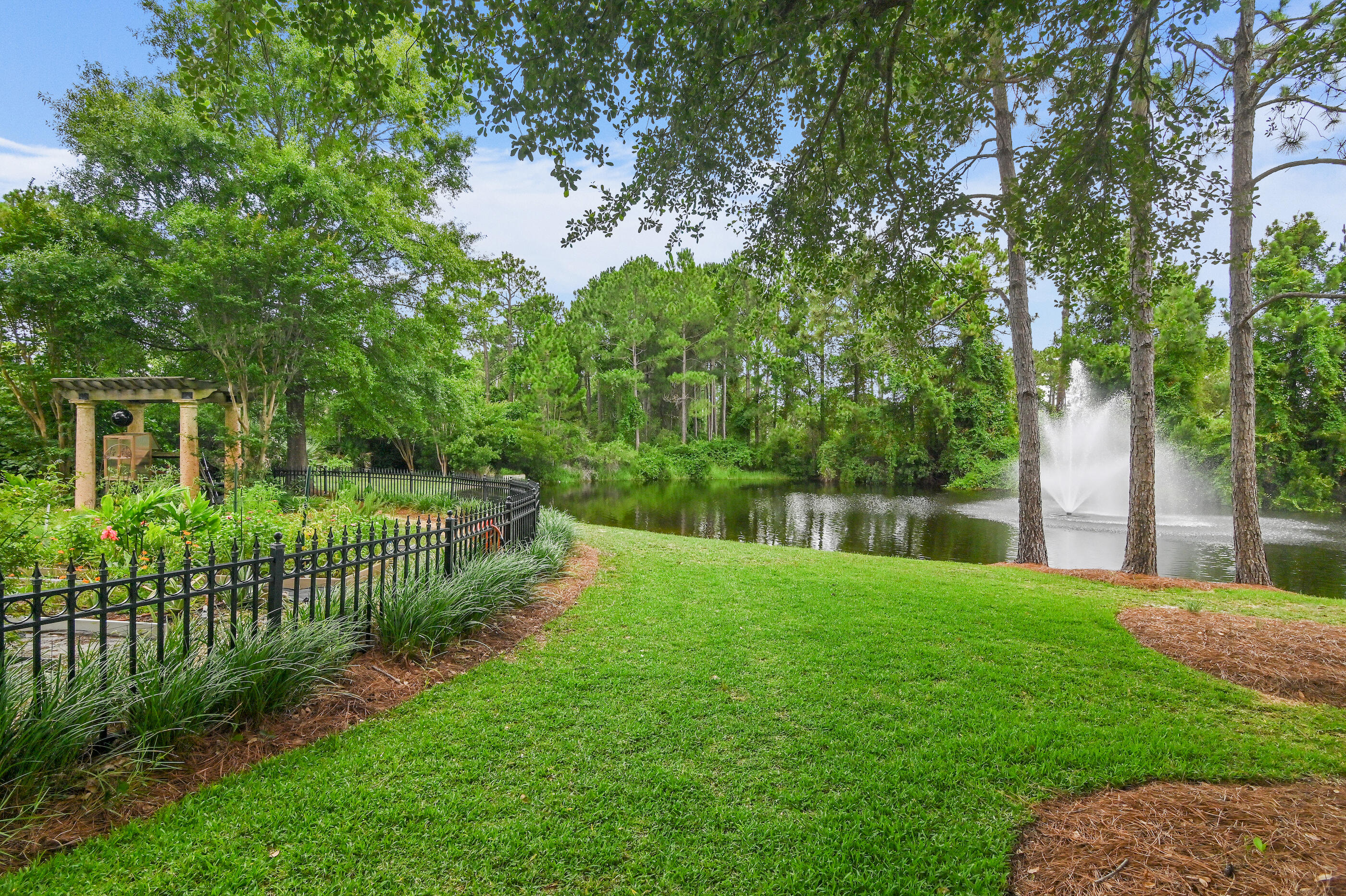 400 Kelly Plantation Drive 902