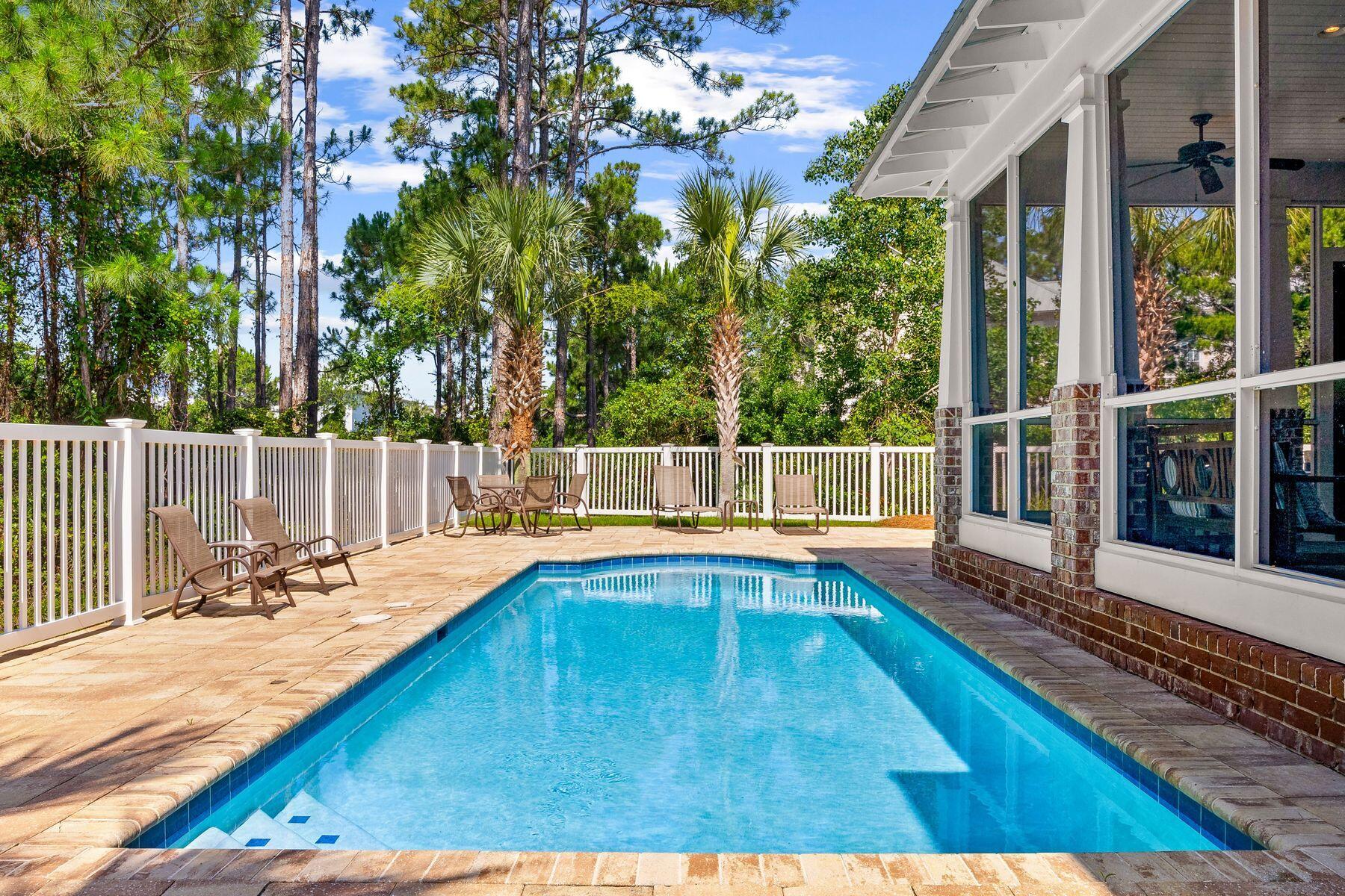 376 Lakewood Drive