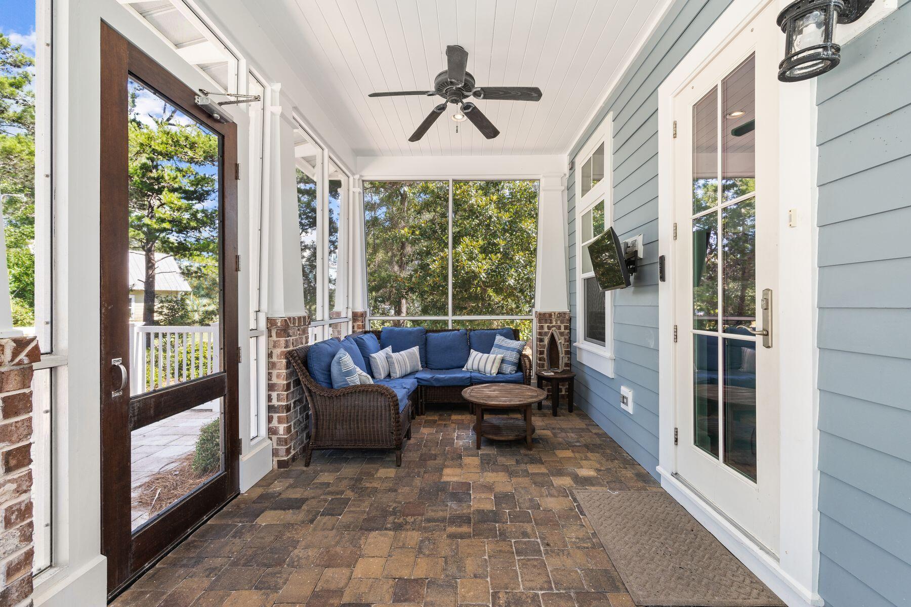 376 Lakewood Drive