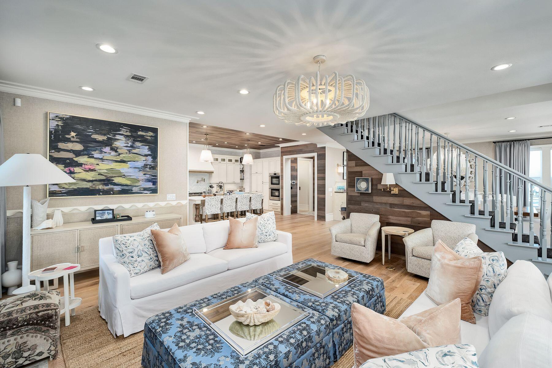 10 Hotz Avenue