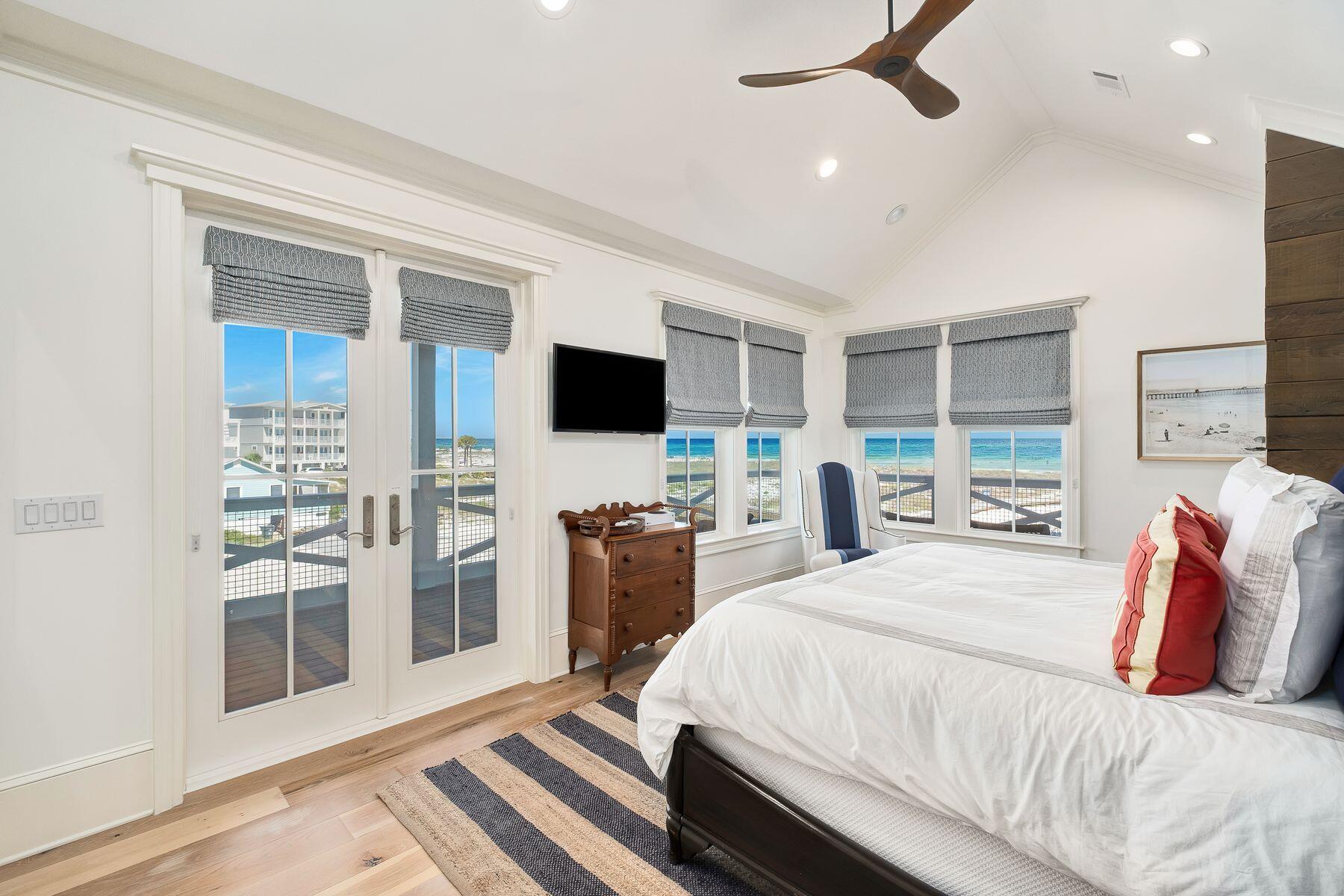 10 Hotz Avenue