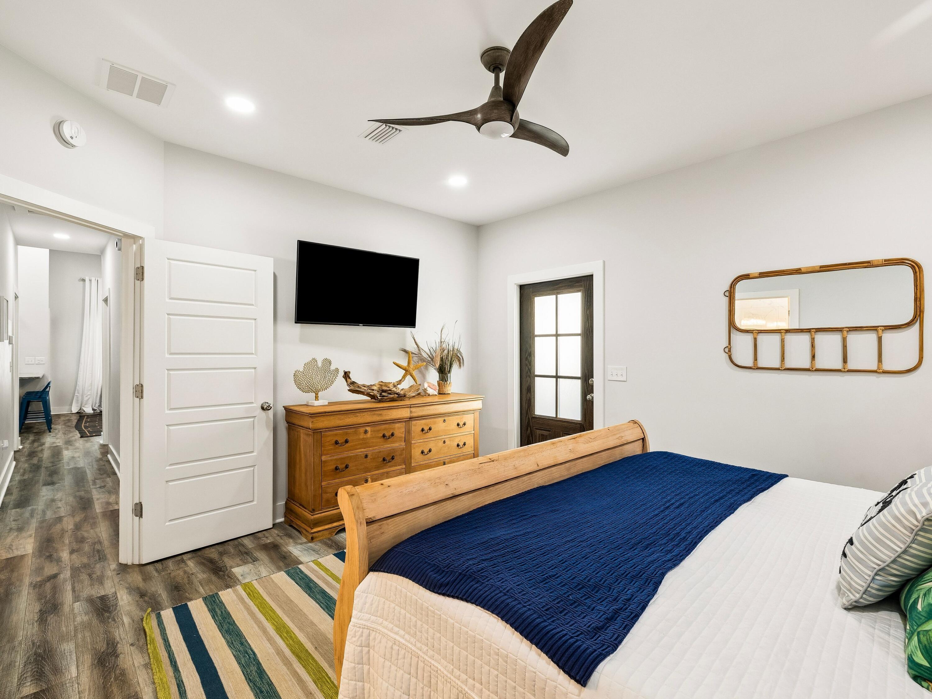 738 Seabreeze Drive